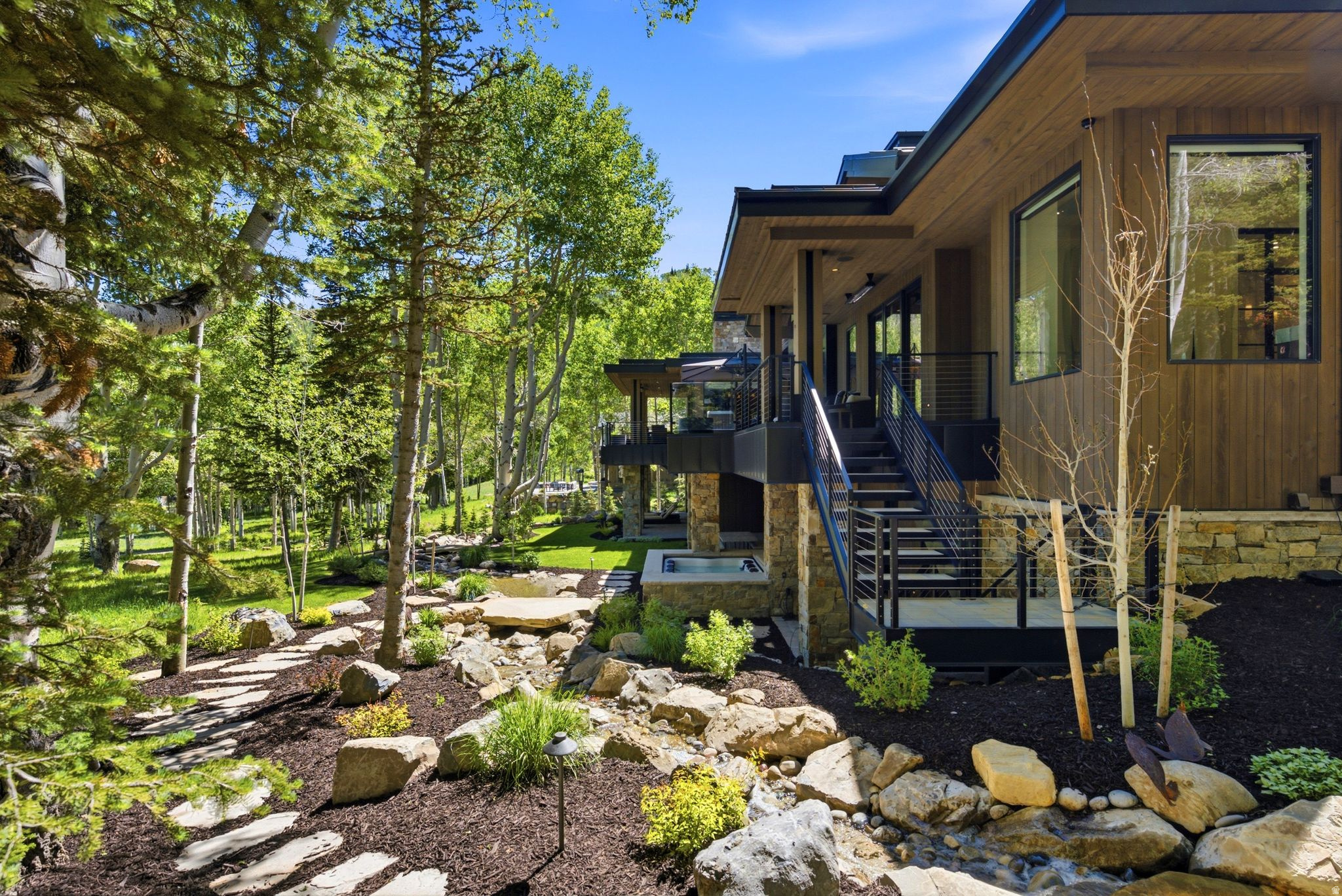 269 WHITE PINE CANYON RD