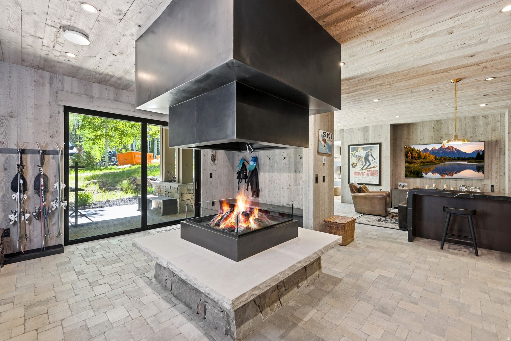 269 WHITE PINE CANYON RD