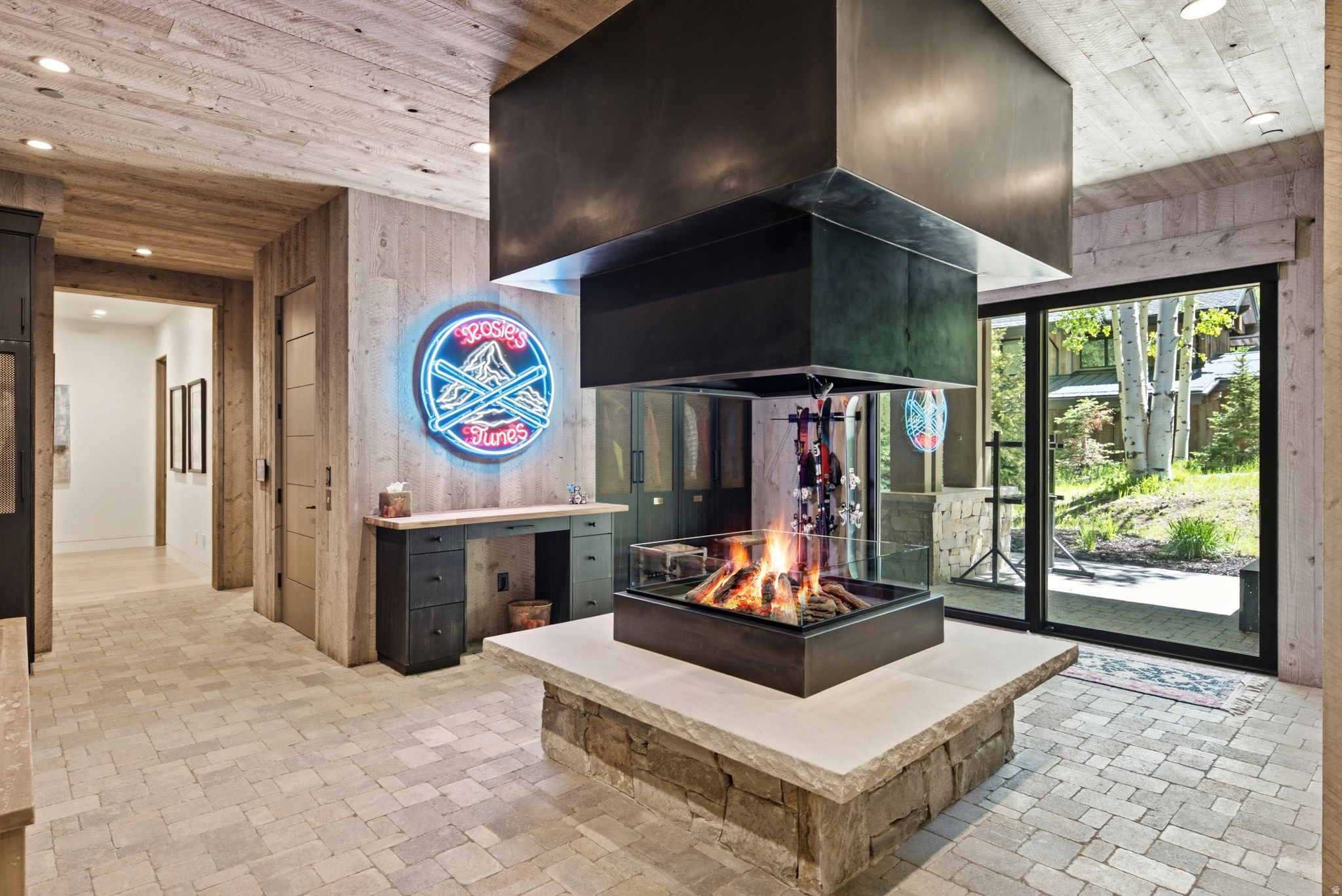 269 WHITE PINE CANYON RD