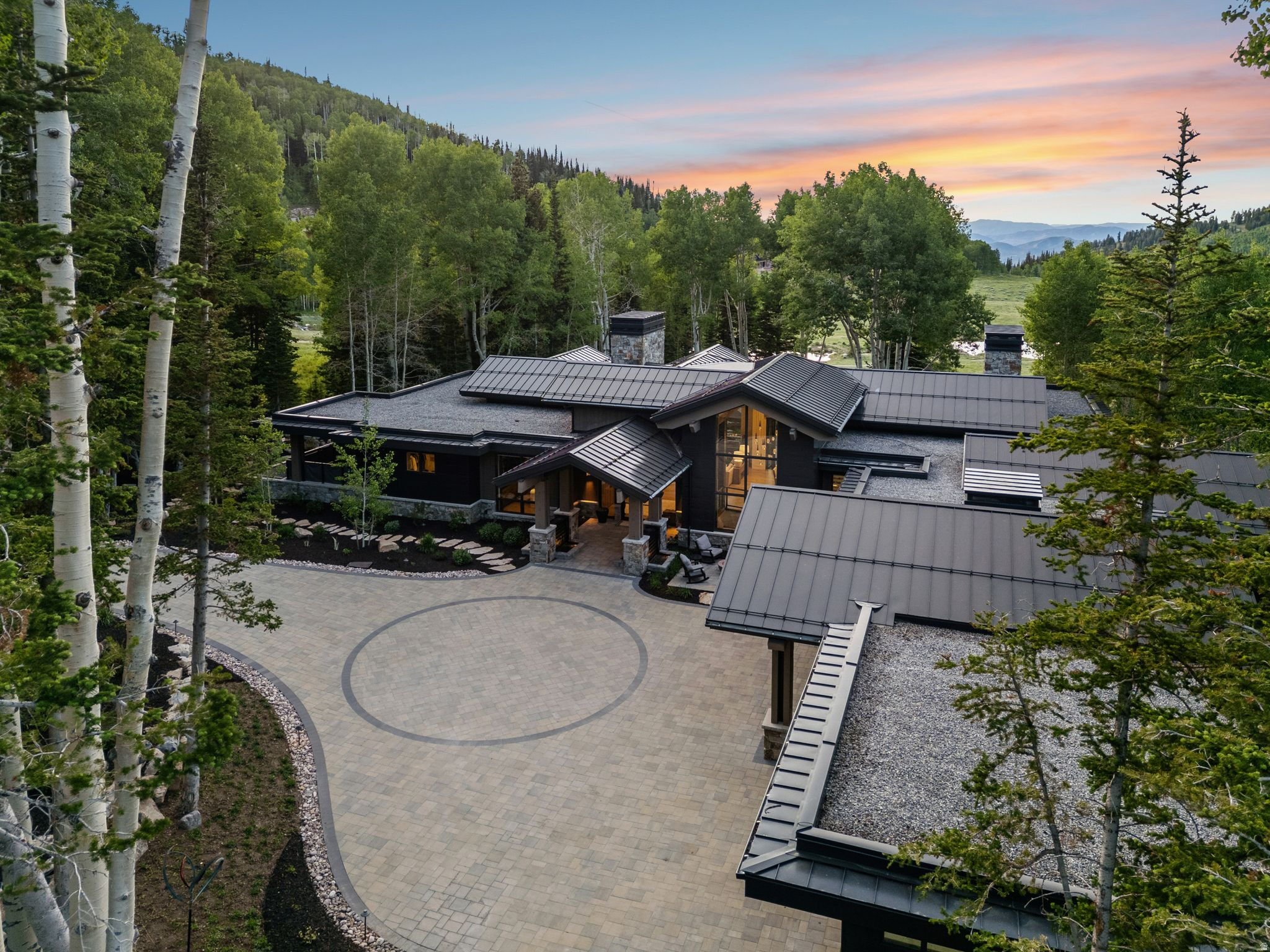 269 WHITE PINE CANYON RD