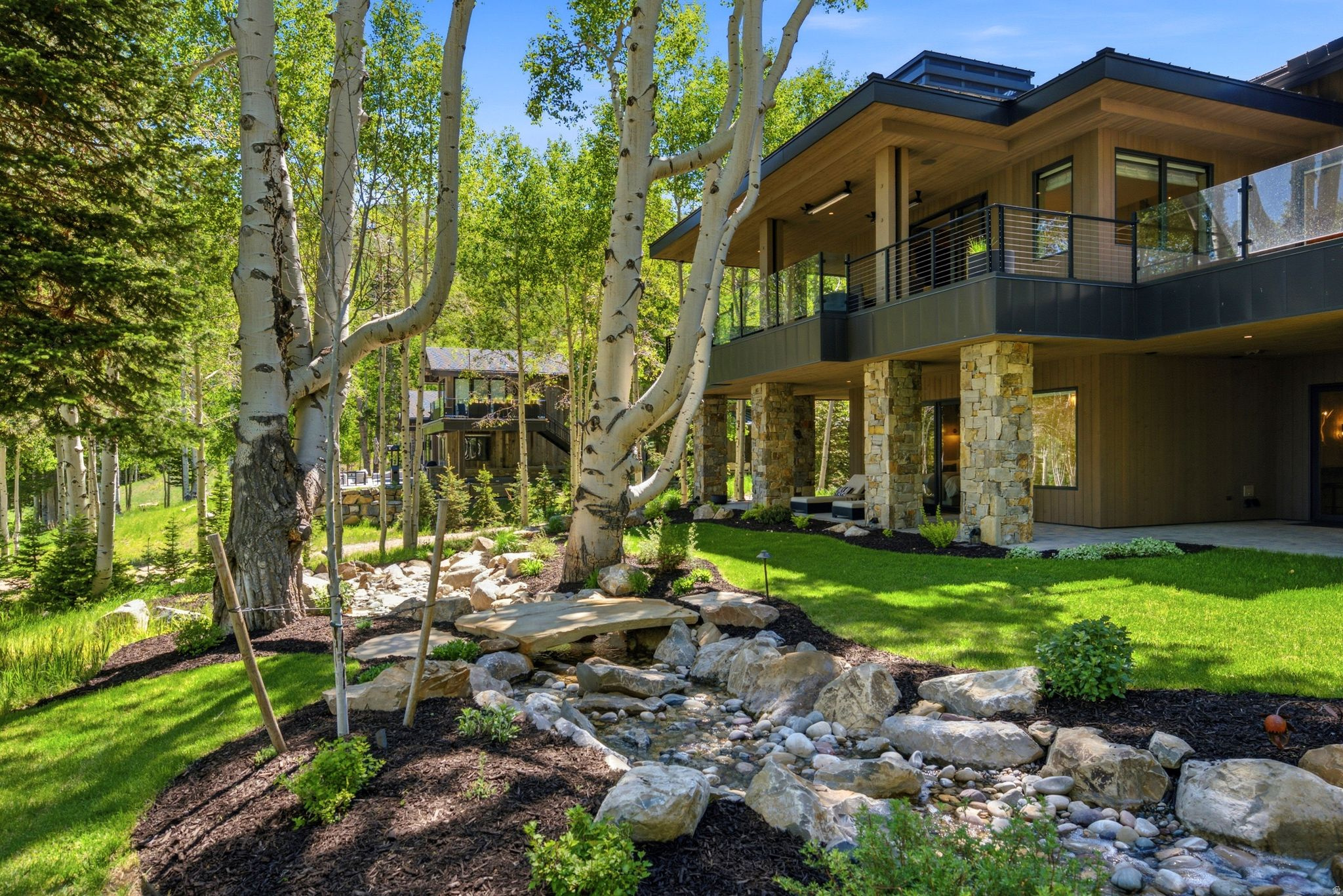 269 WHITE PINE CANYON RD