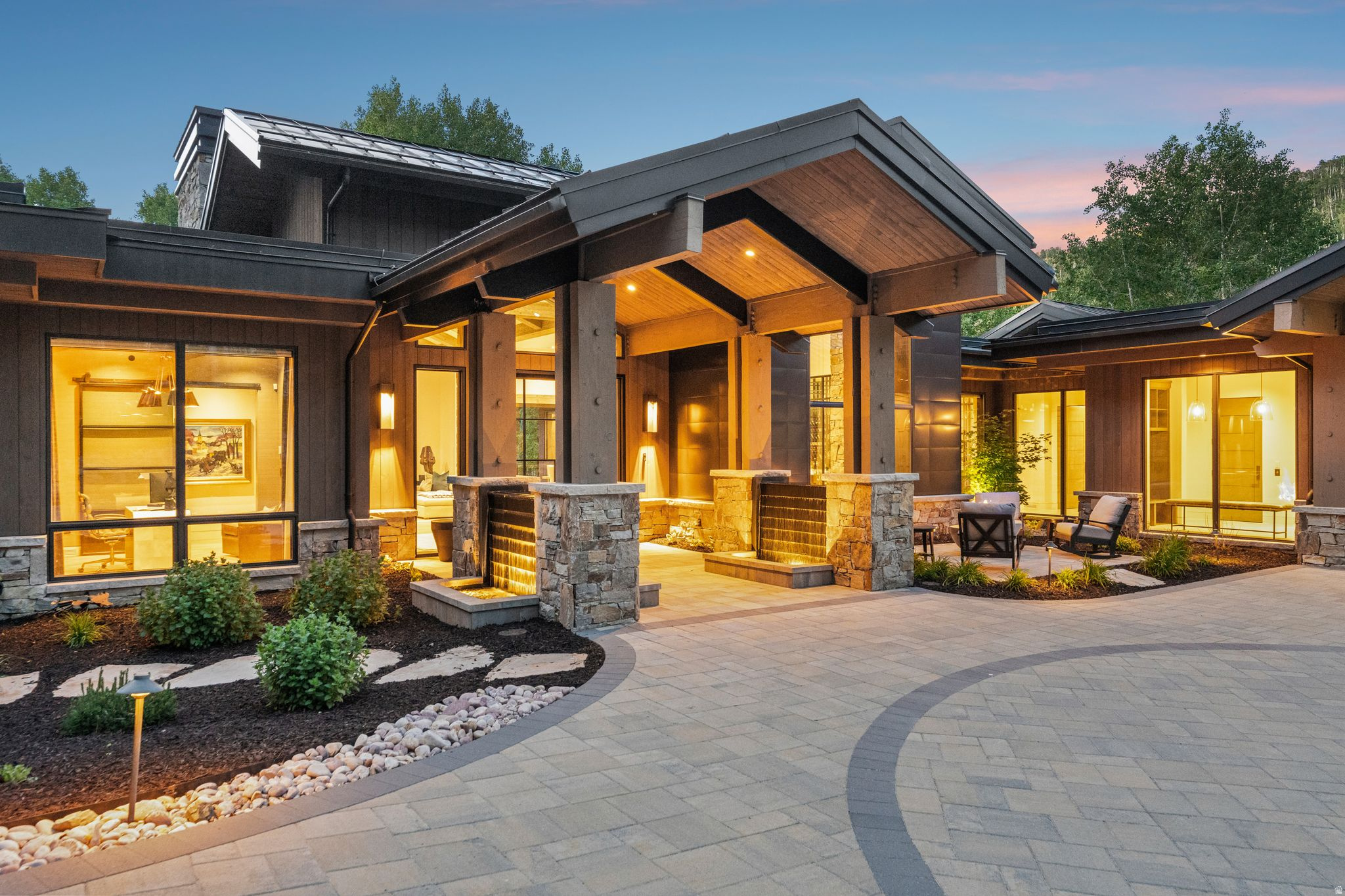 269 WHITE PINE CANYON RD