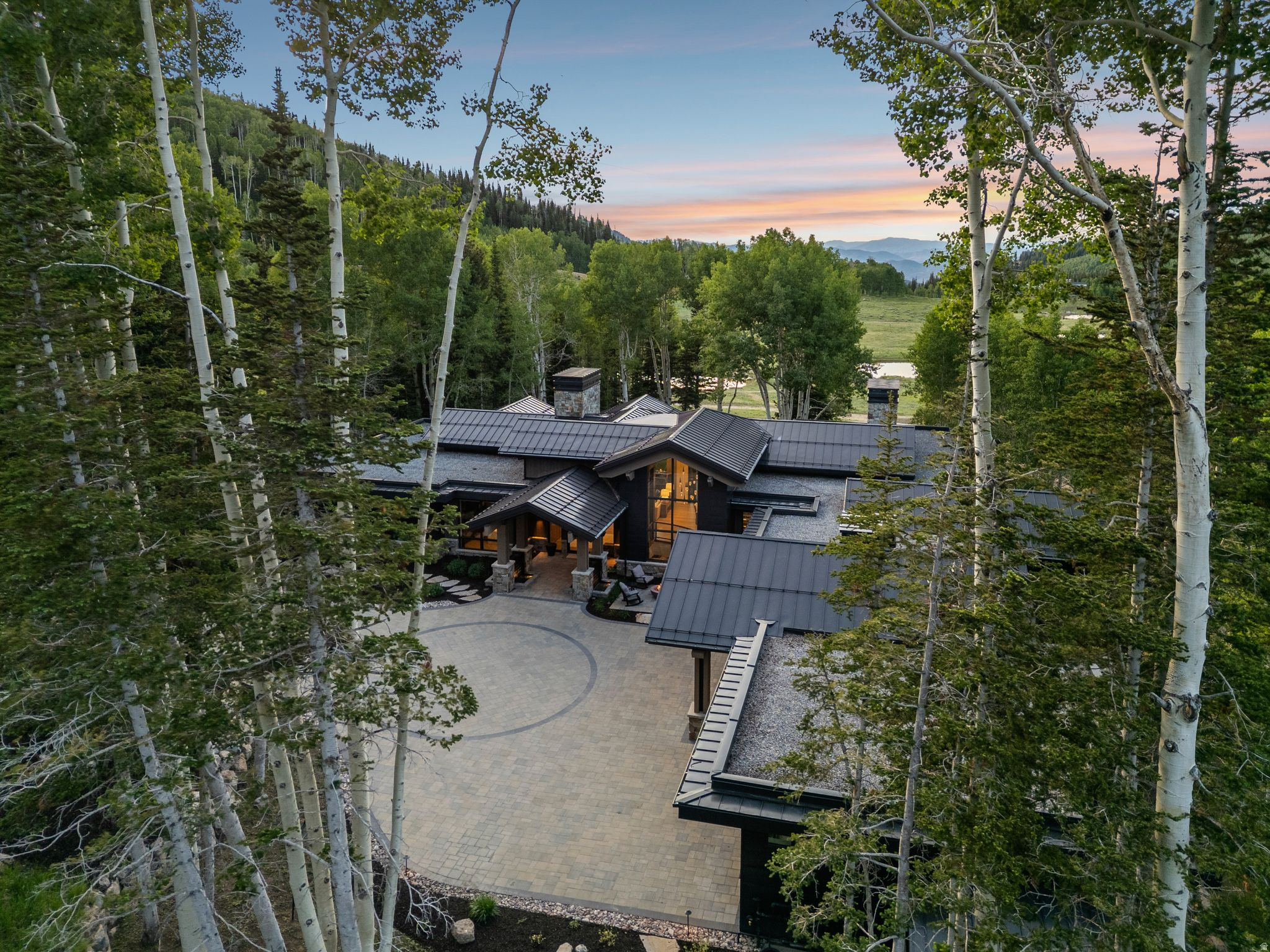 269 WHITE PINE CANYON RD