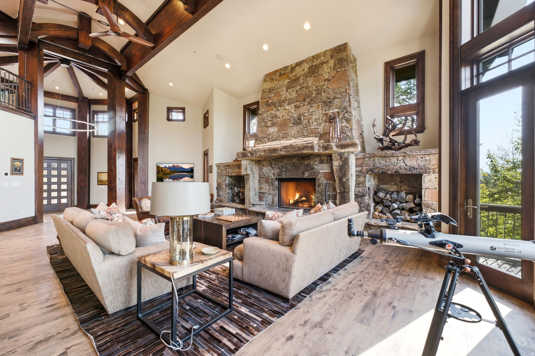 35 SANDSTONE CV