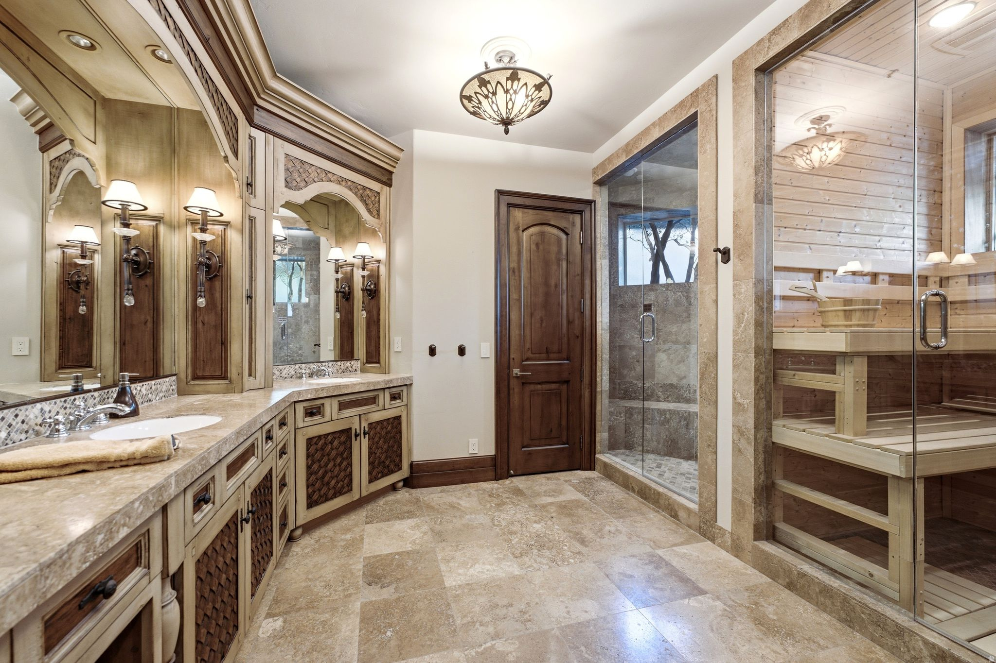 35 SANDSTONE CV