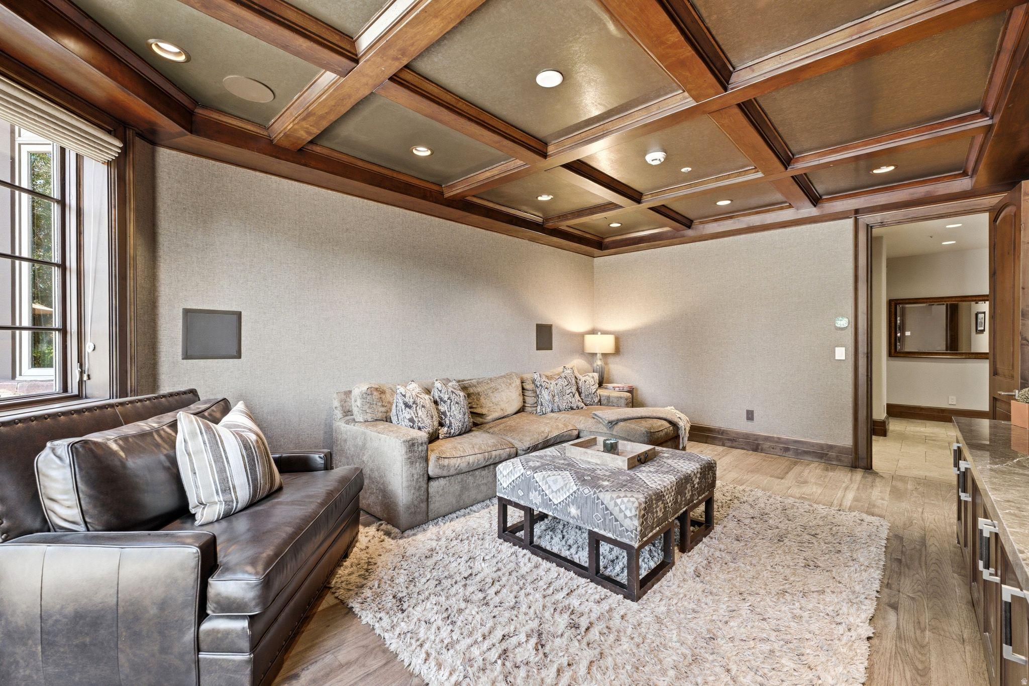 35 SANDSTONE CV