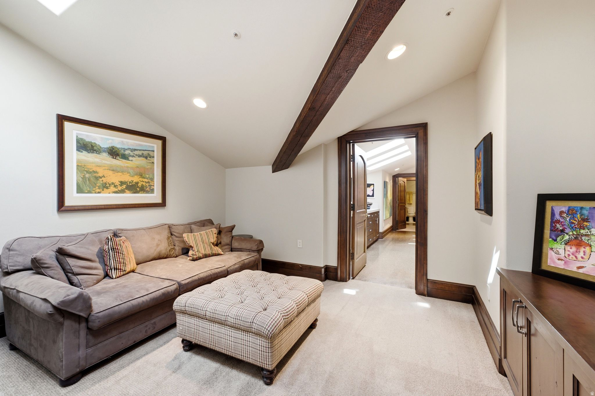 35 SANDSTONE CV