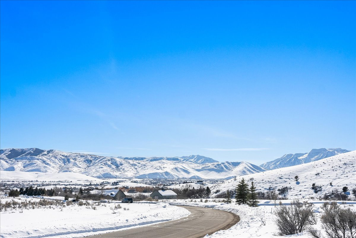 4095 GREENER HILLS DR Unit: 26