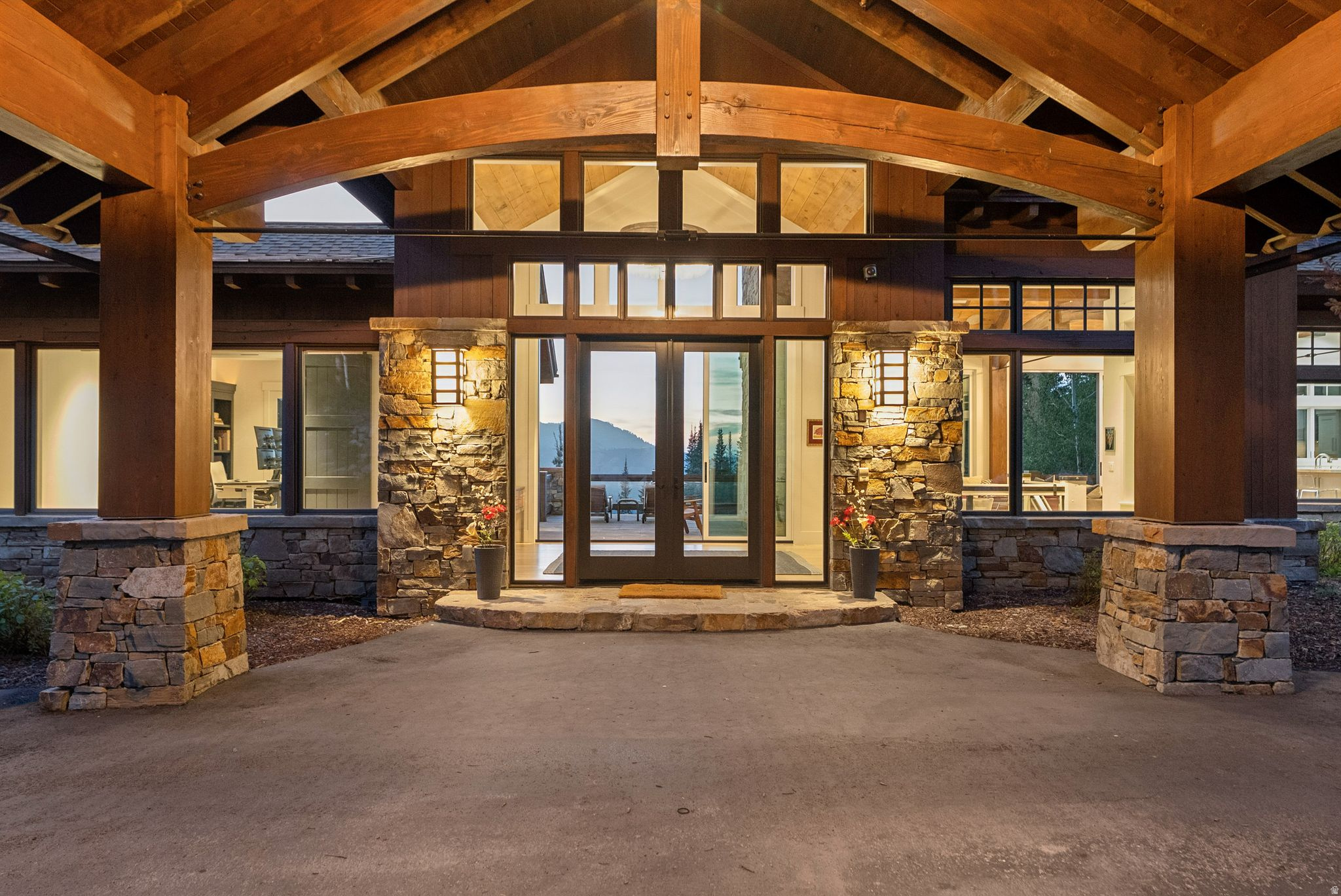 182 WHITE PINE CANYON RD #182