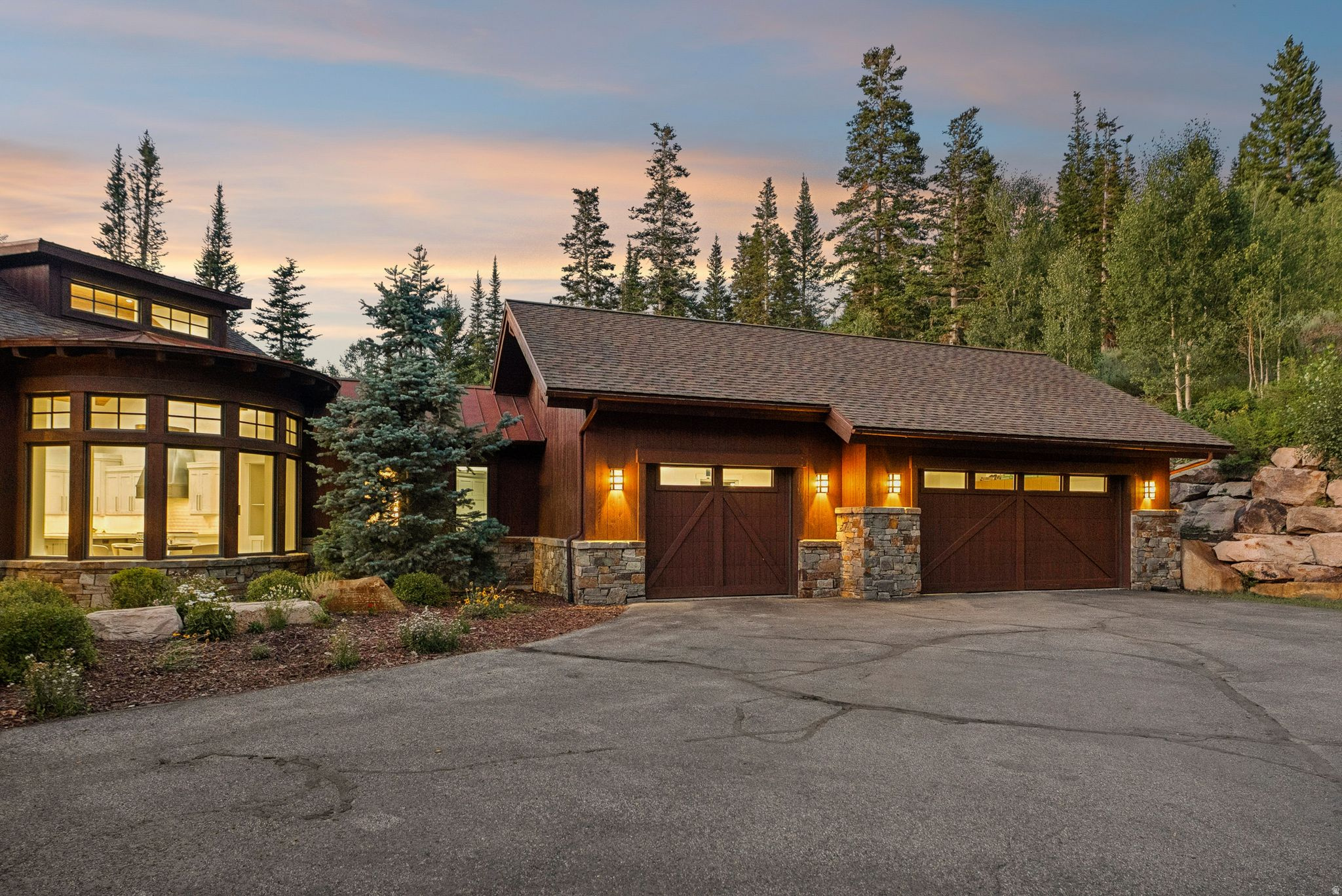 182 WHITE PINE CANYON RD #182