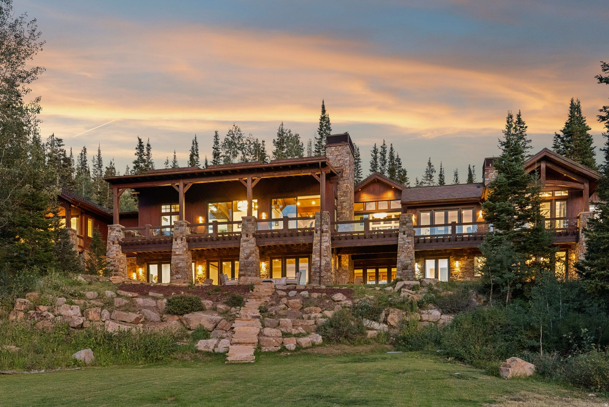 182 WHITE PINE CANYON RD #182