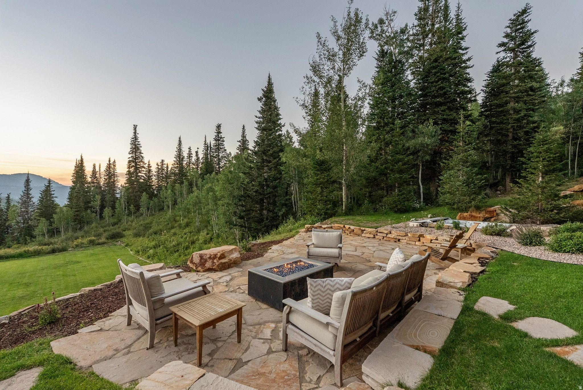 182 WHITE PINE CANYON RD #182
