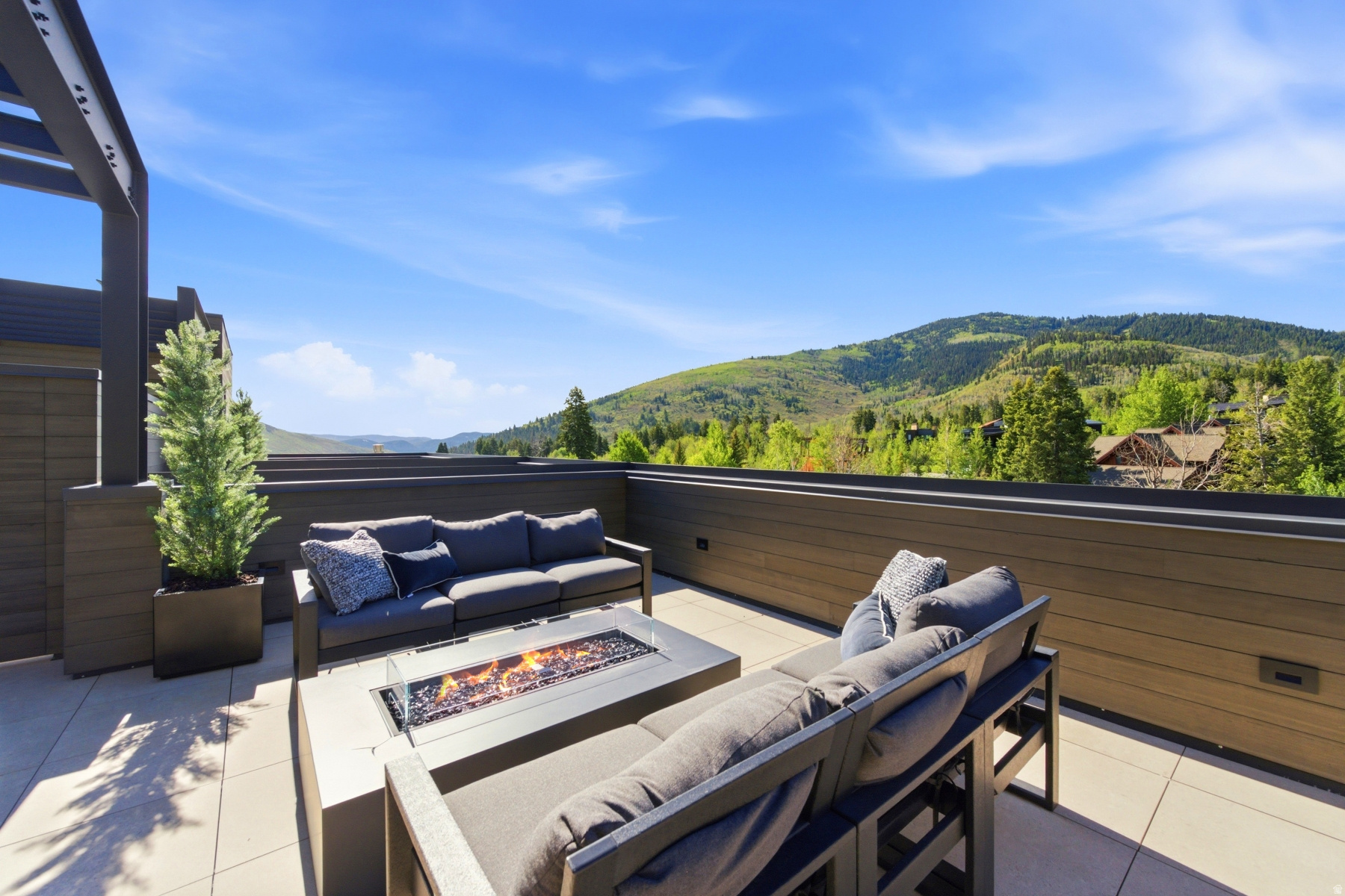 2306 W RED PINE RD #2