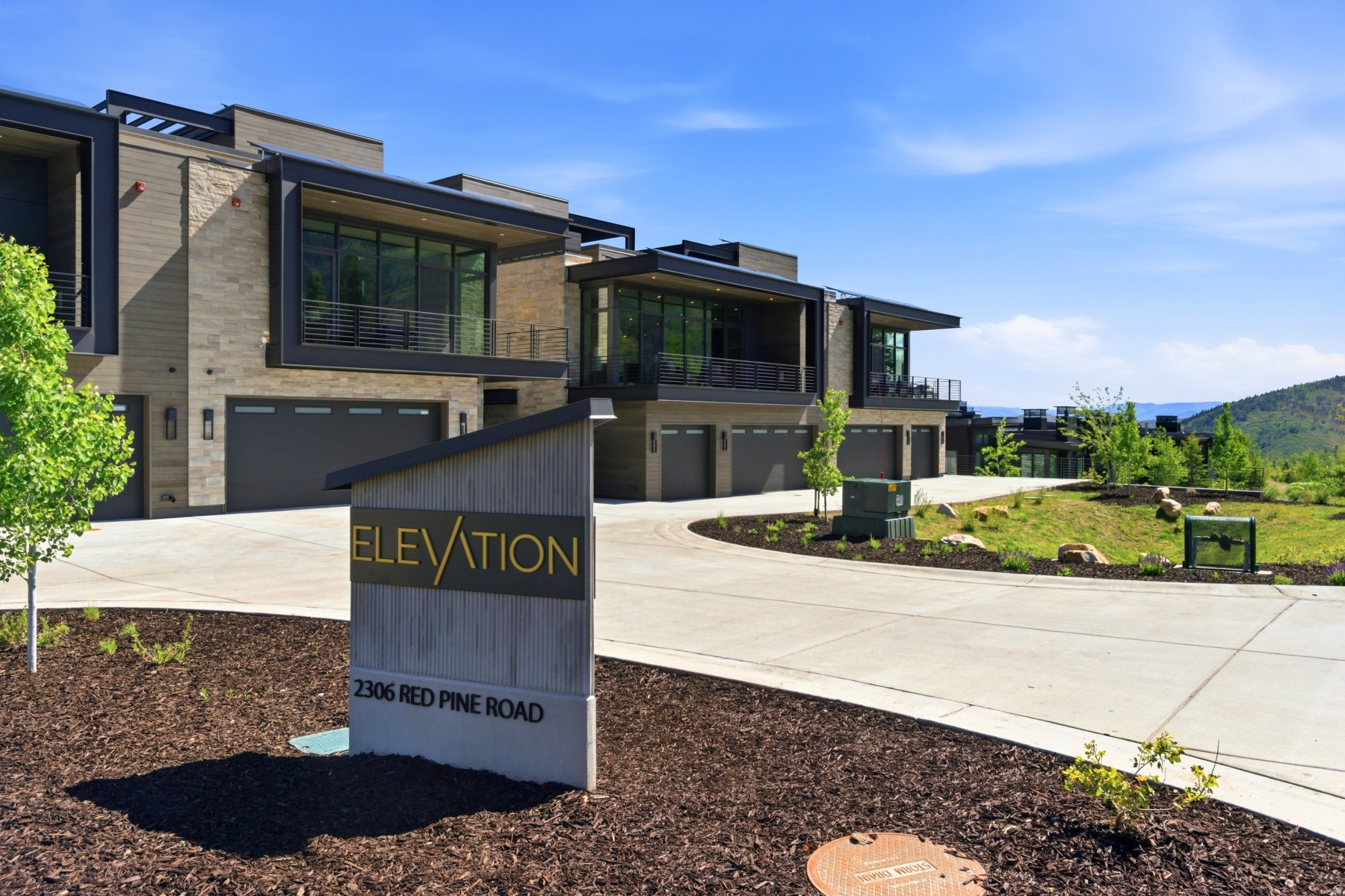 2306 W RED PINE RD #2