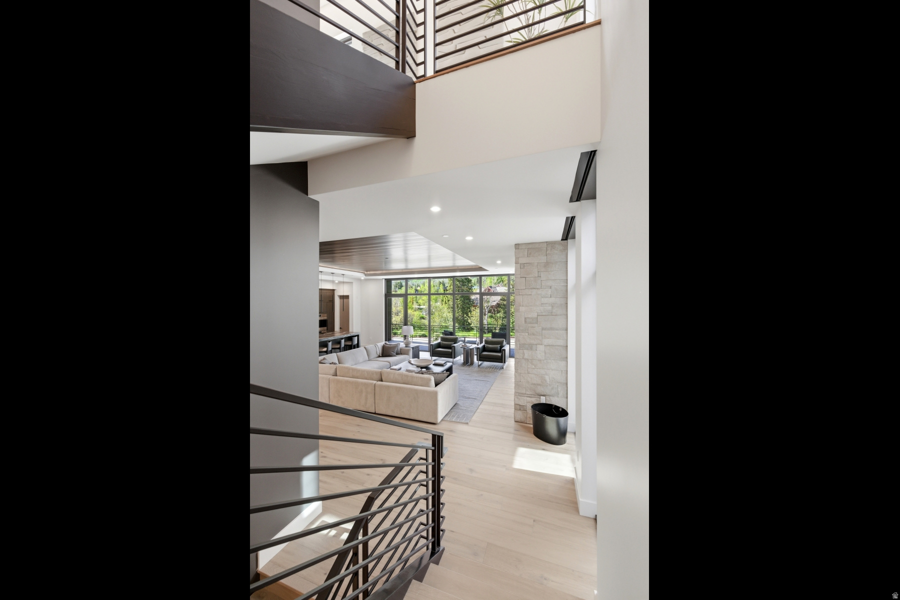2306 W RED PINE RD #2