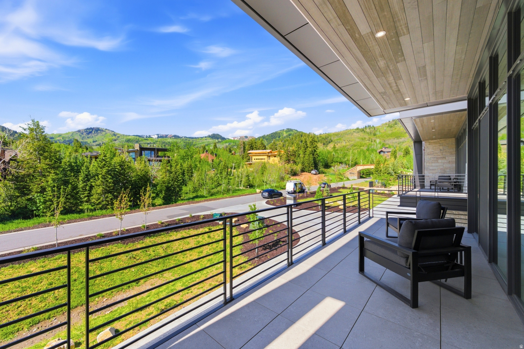 2306 W RED PINE RD #2