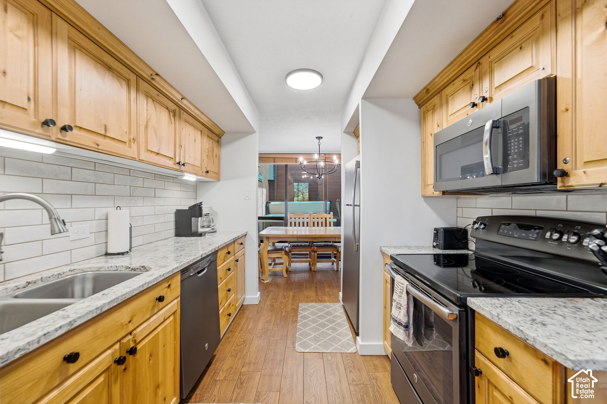 1822 CAPTAIN MOLLY DR #285