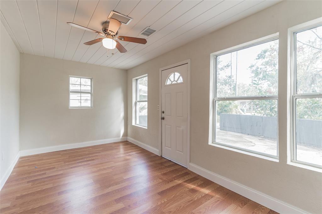616 TUCKER STREET Unit: 612