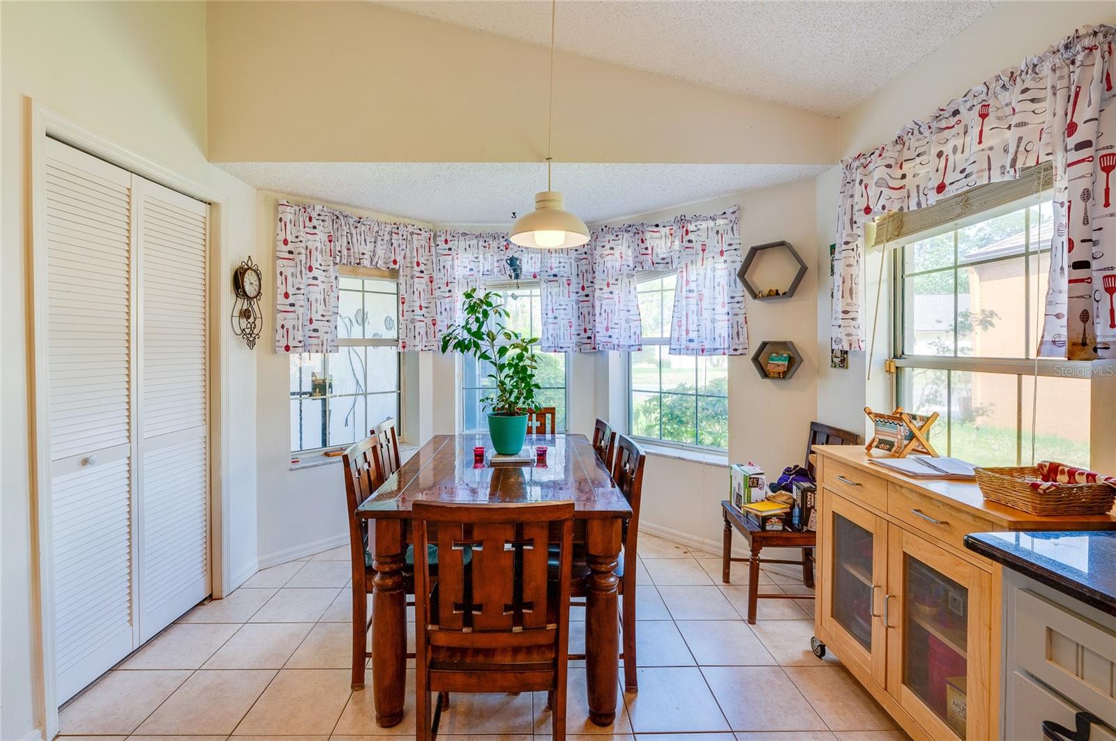 532 CROOKED STICK DRIVE