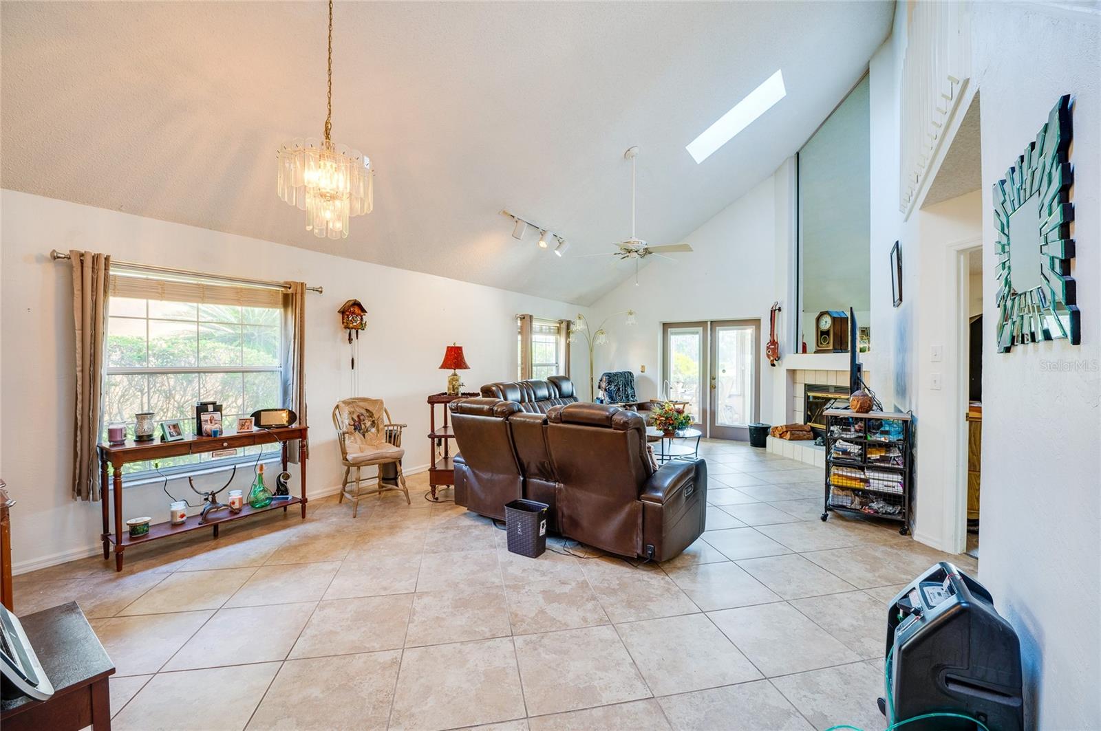 532 CROOKED STICK DRIVE
