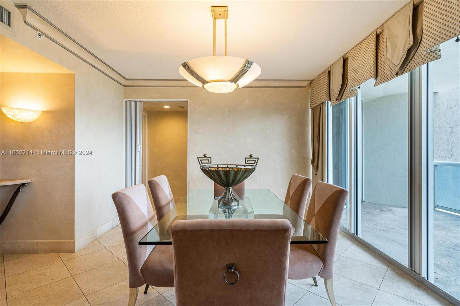 17555 Collins Ave # 1203