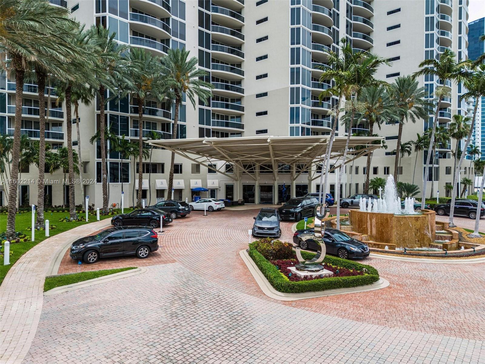 17555 Collins Ave # 1203