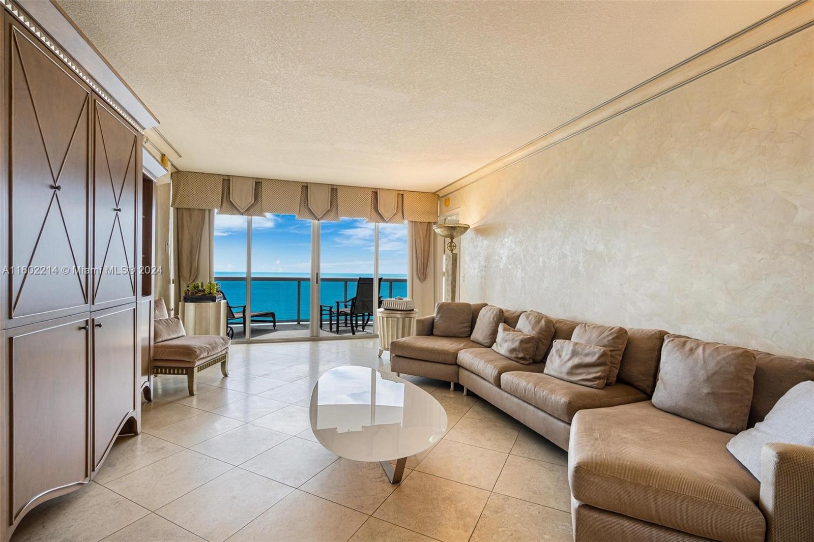 17555 Collins Ave # 1203