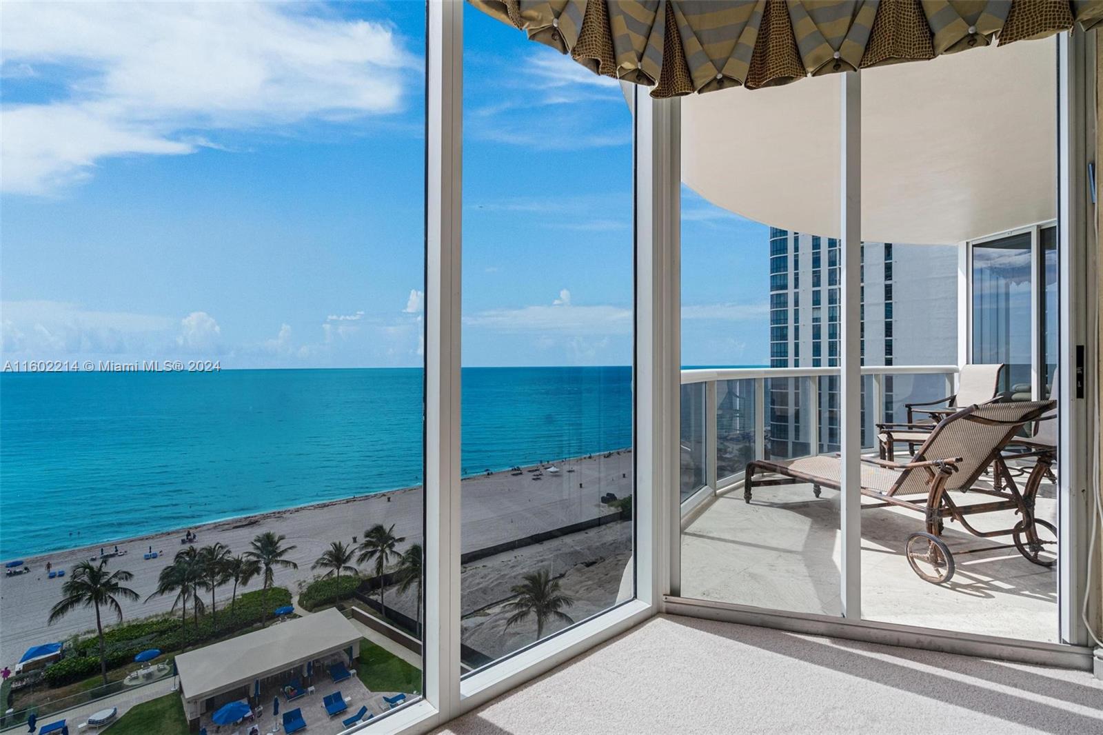 17555 Collins Ave # 1203