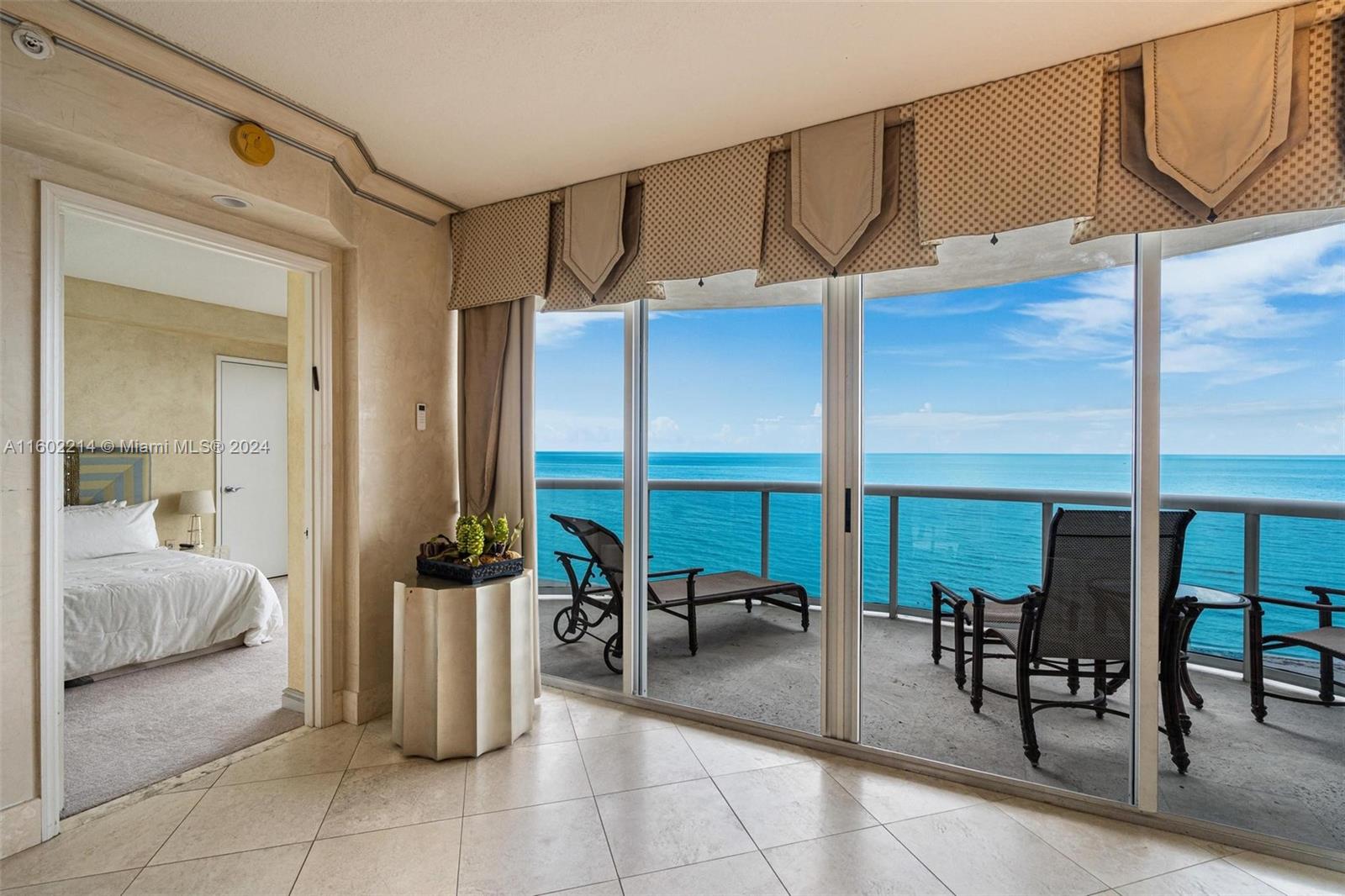 17555 Collins Ave # 1203