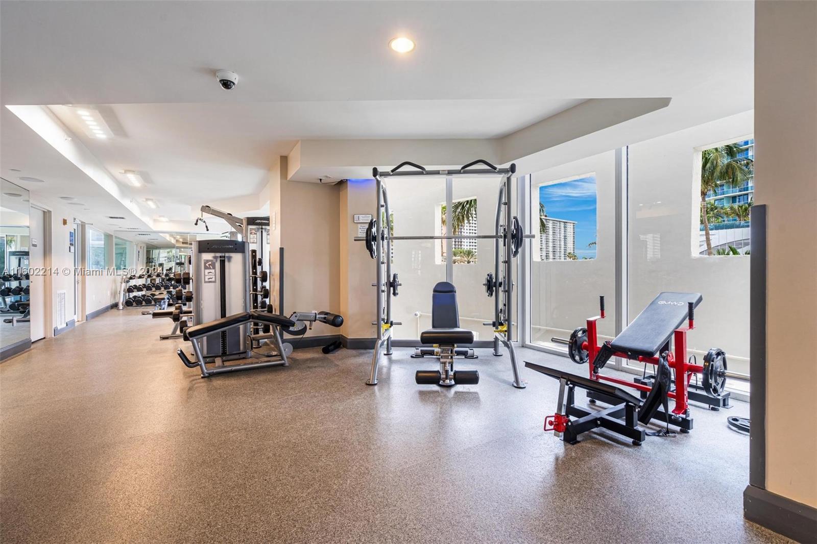 17555 Collins Ave # 1203