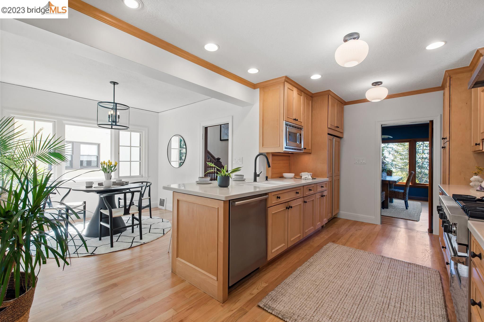 659 Santa Barbara Rd