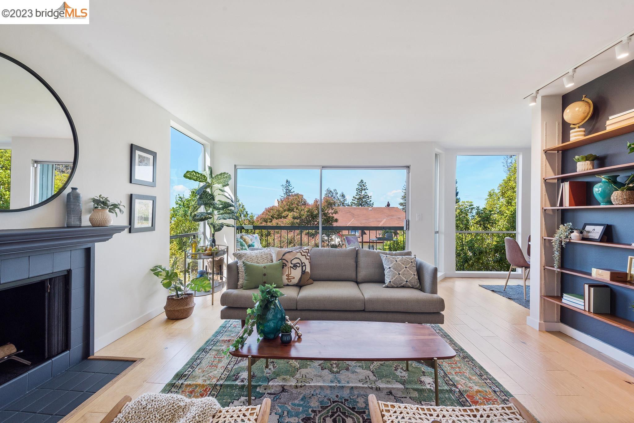 2700 Le Conte Ave Unit: 404