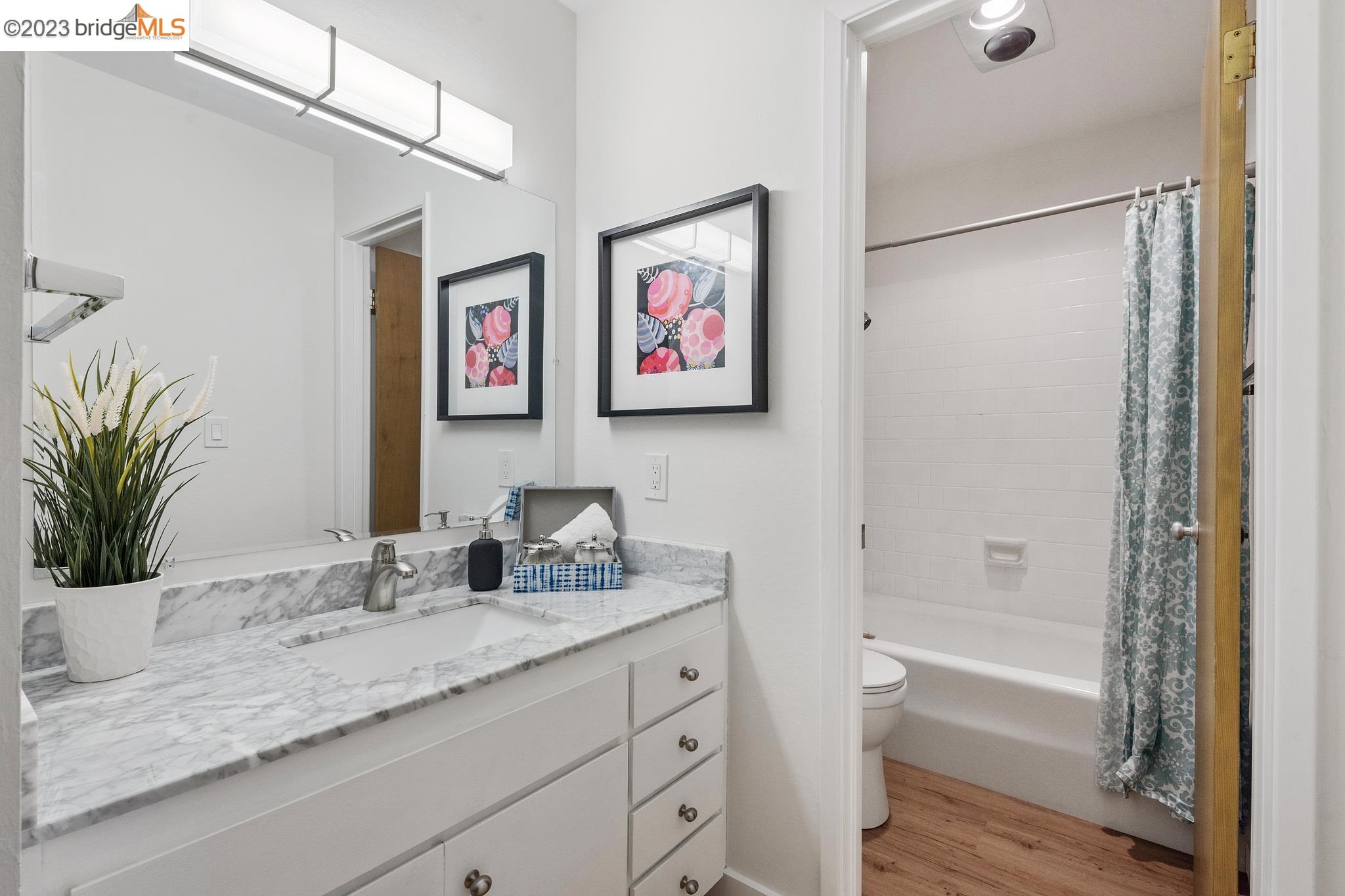 2700 Le Conte Ave Unit: 404