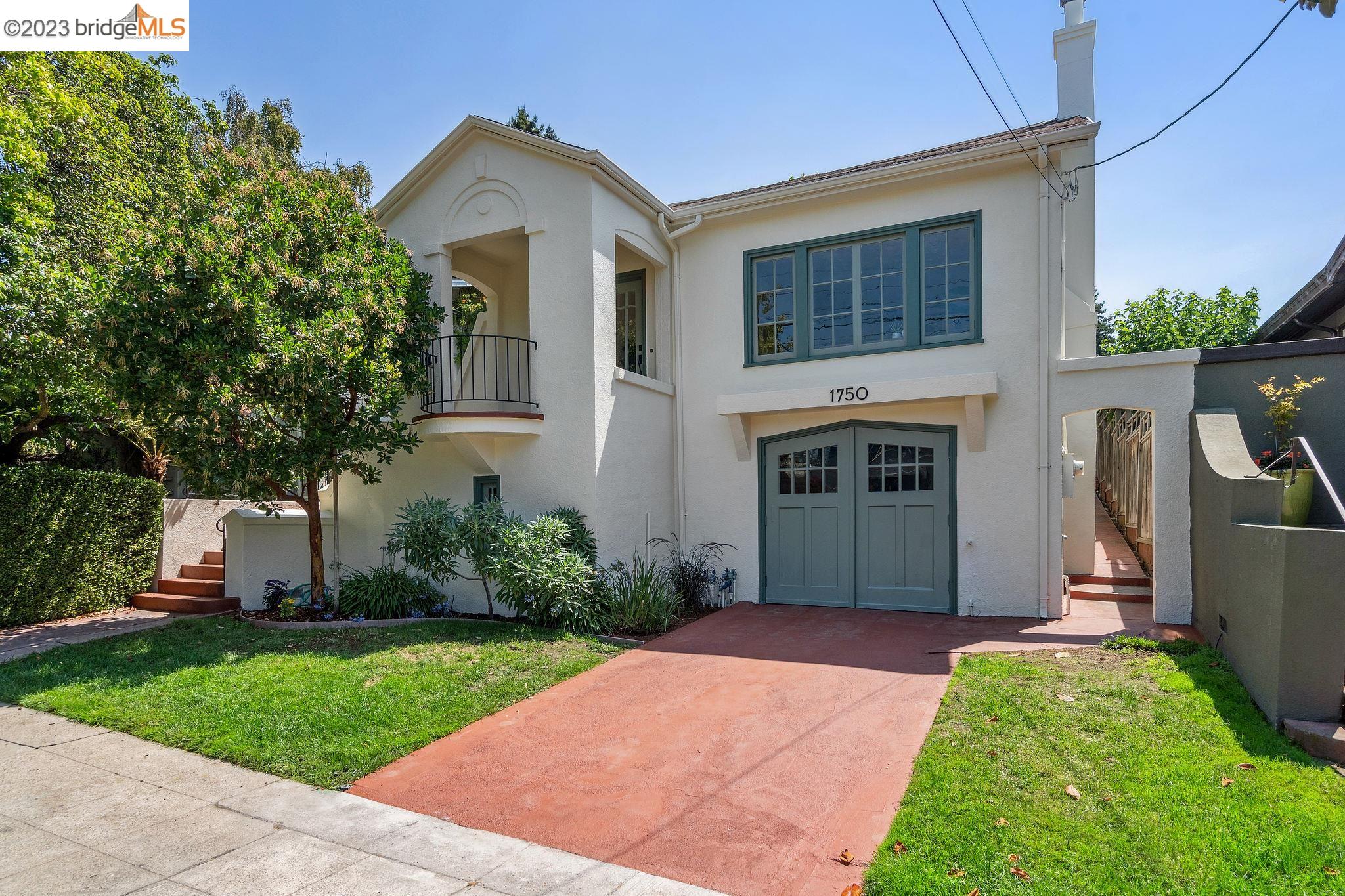 1750 Capistrano Ave