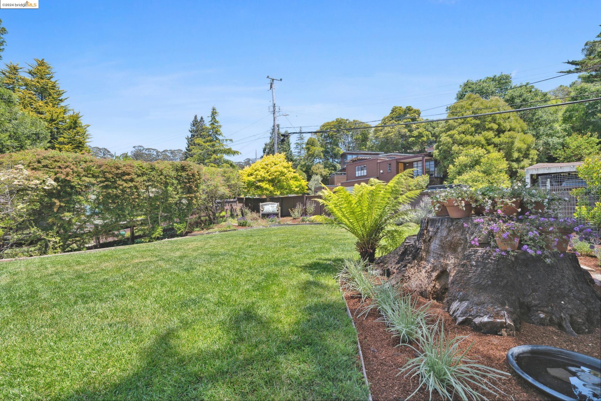 44 Beverly Rd