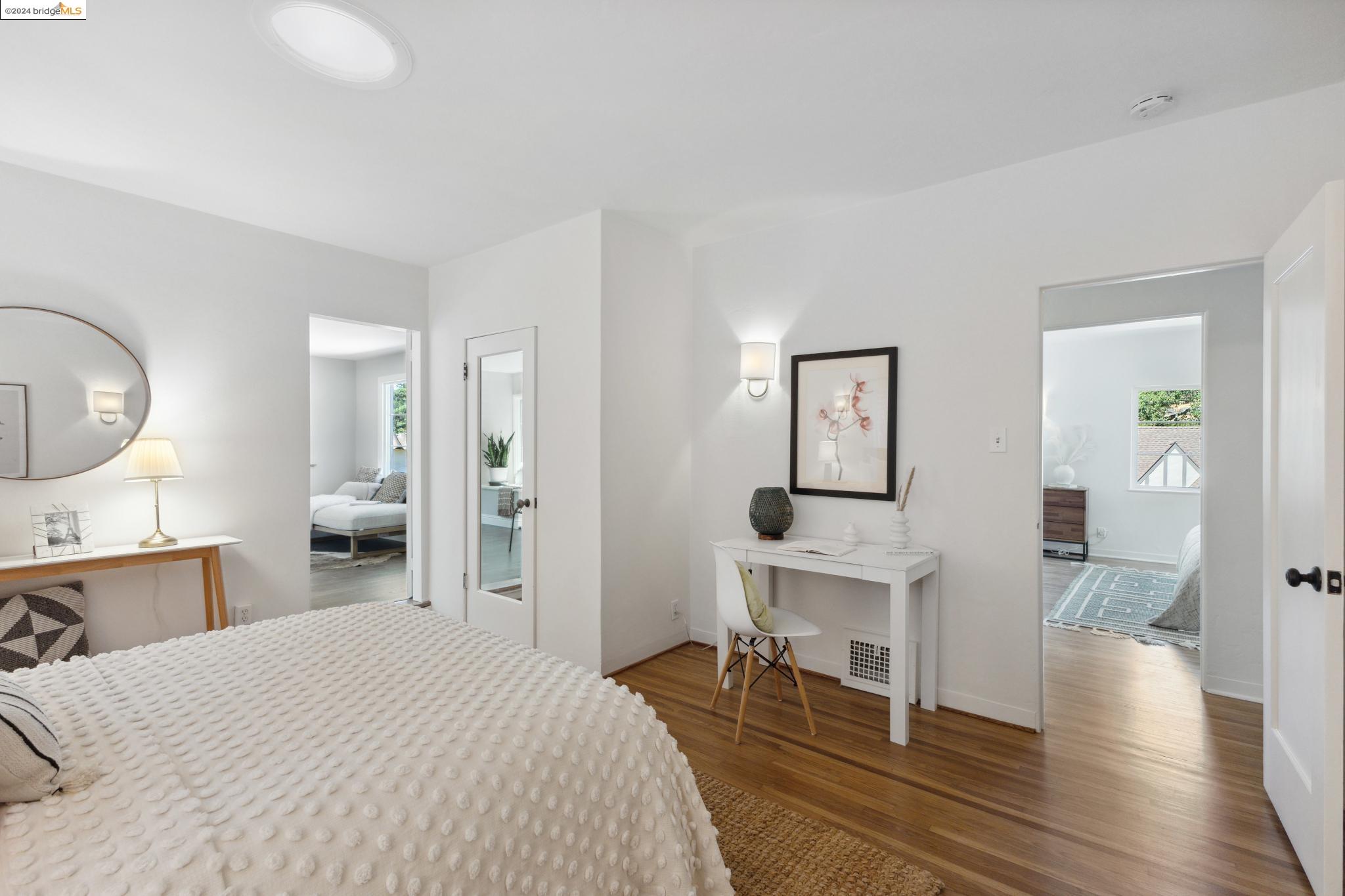 1557 Trestle Glen Rd