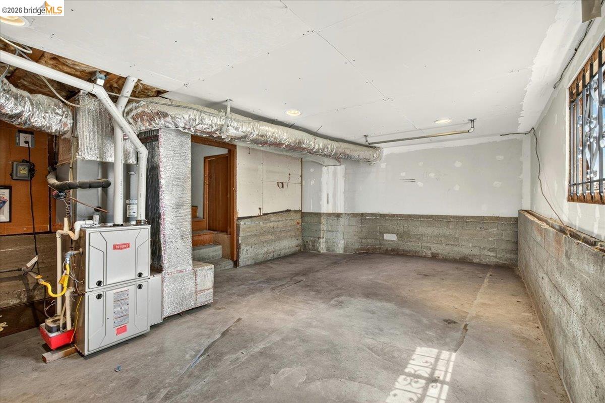 1601 Dwight Way