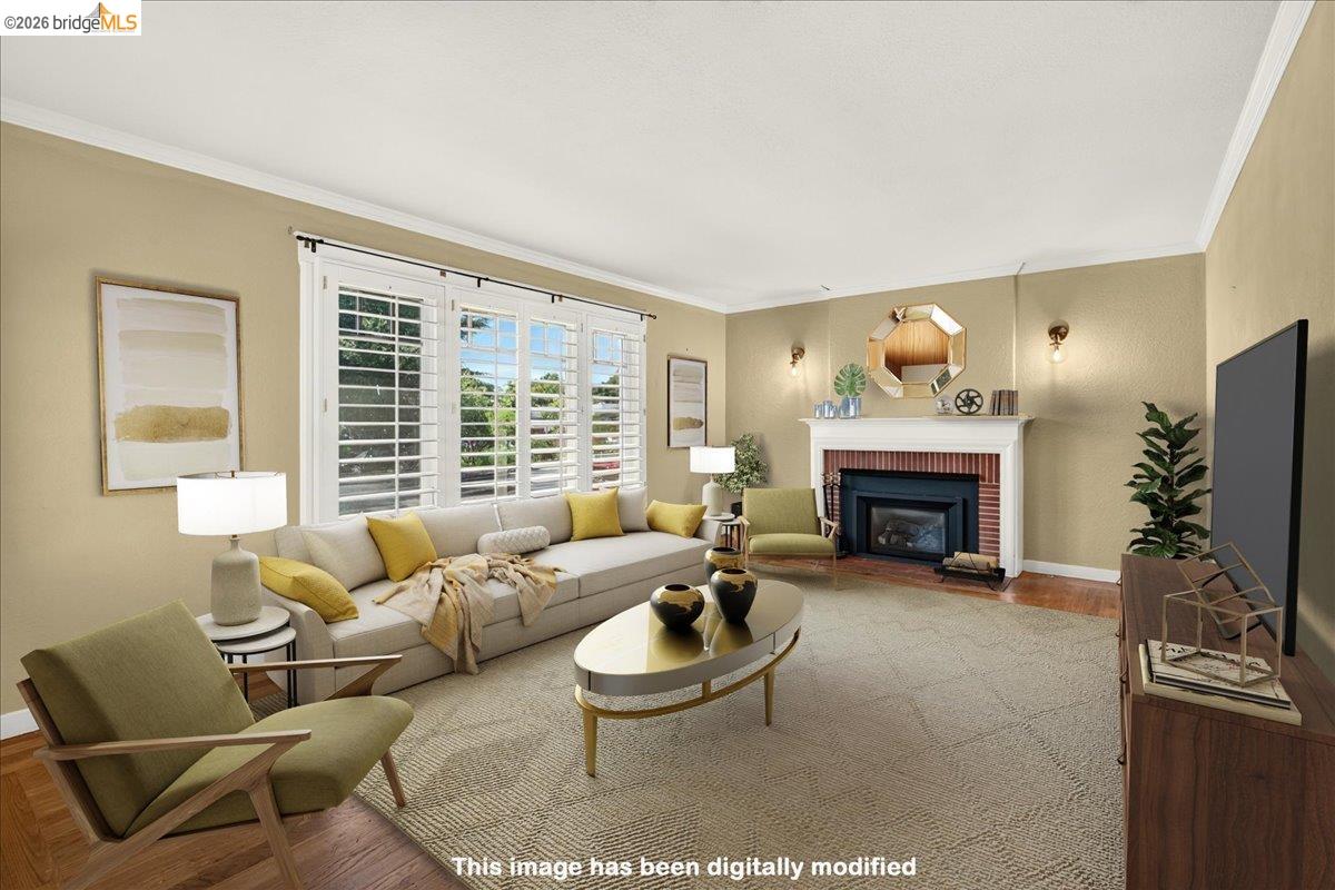 1601 Dwight Way