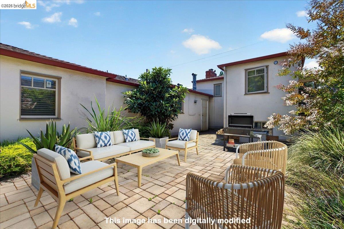 1601 Dwight Way