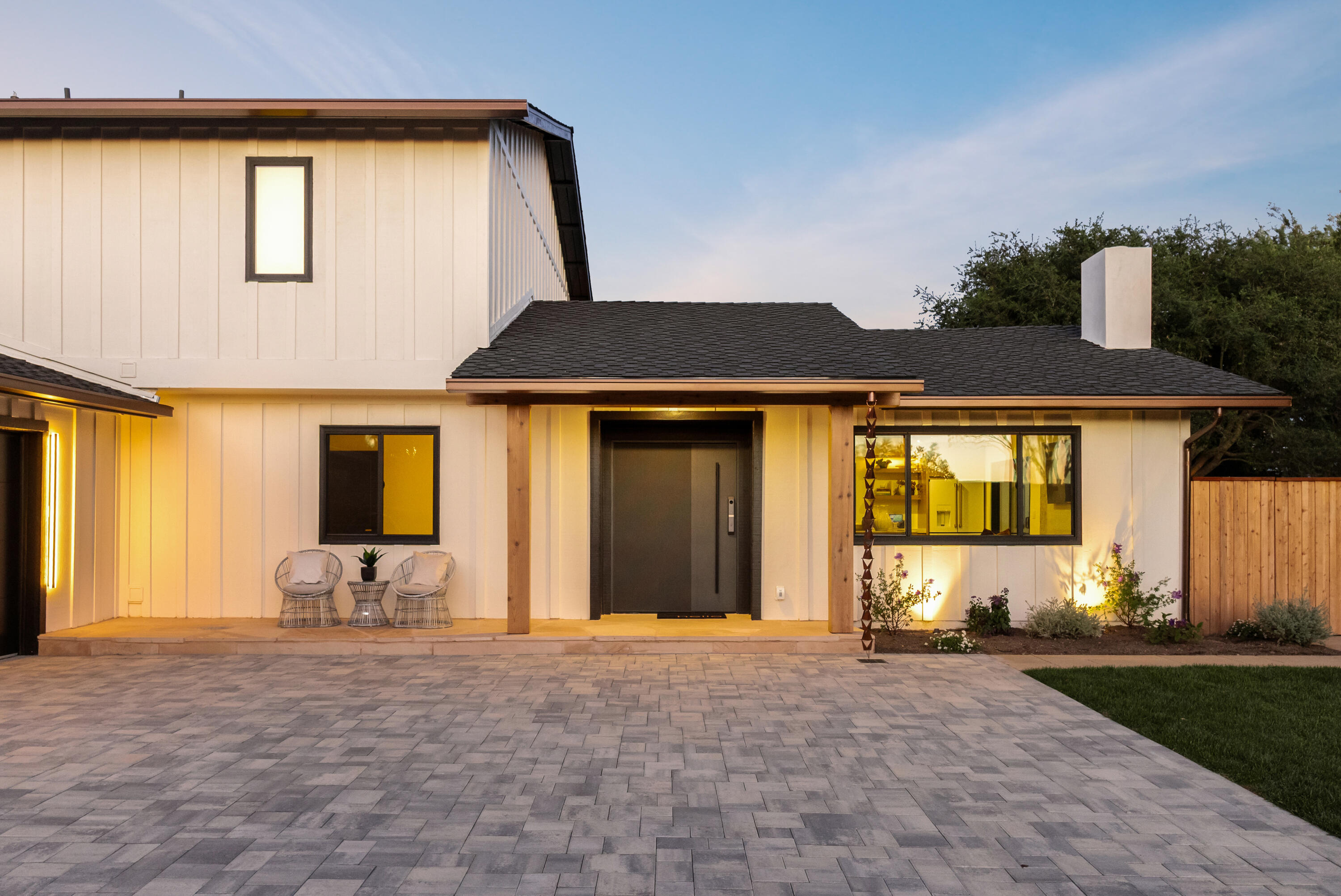 636 Litchfield Lane