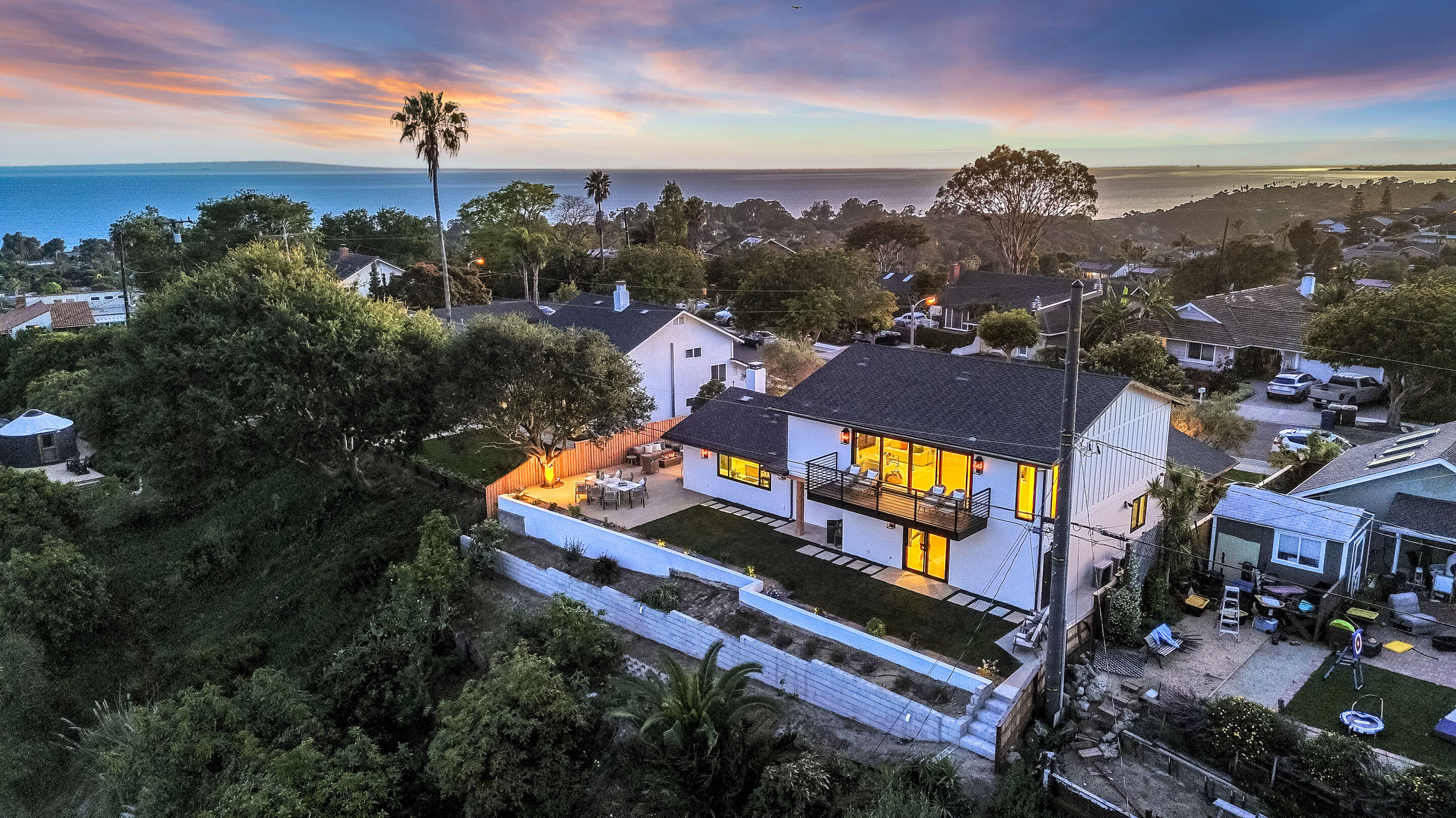 636 Litchfield Lane
