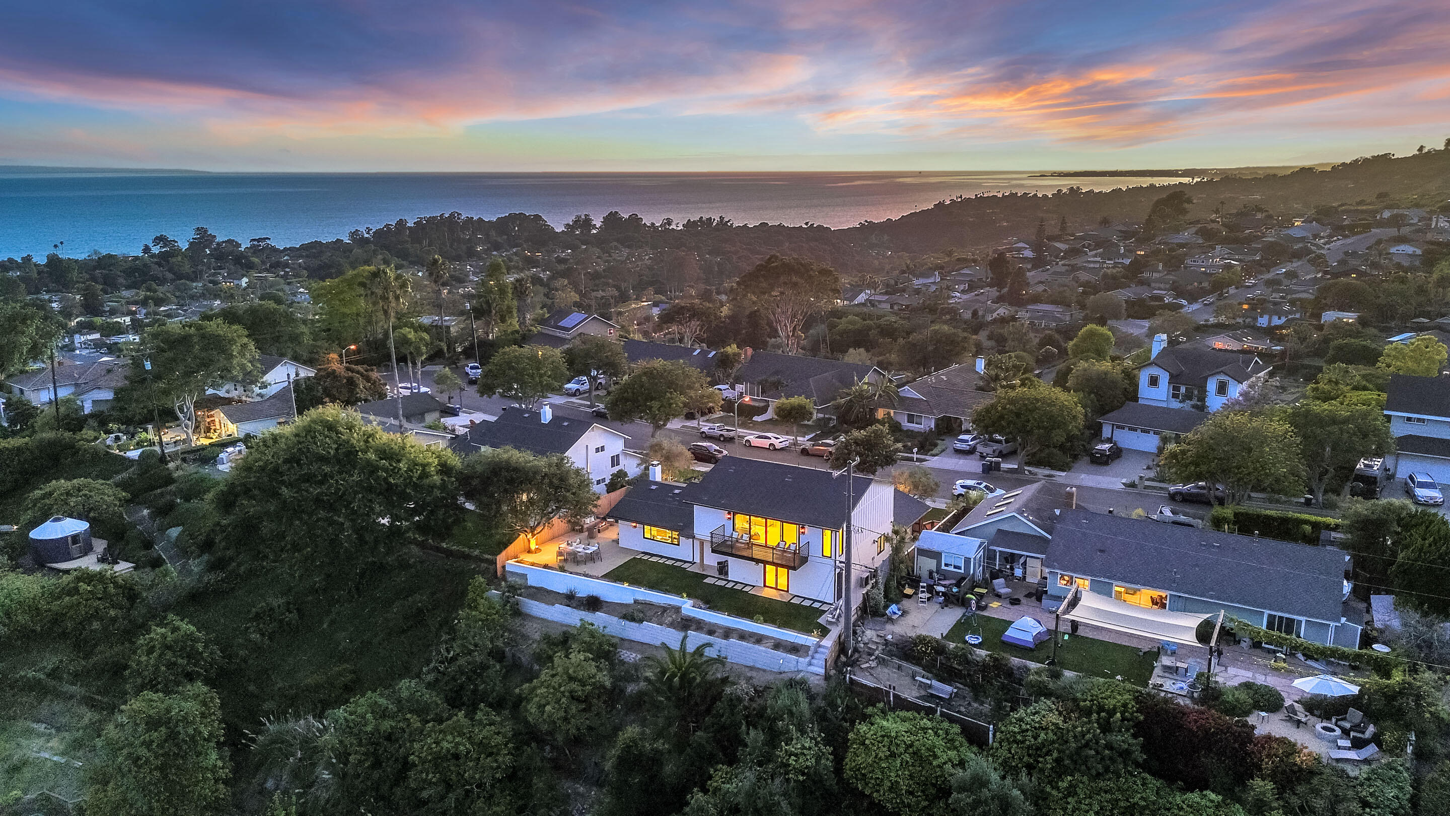 636 Litchfield Lane