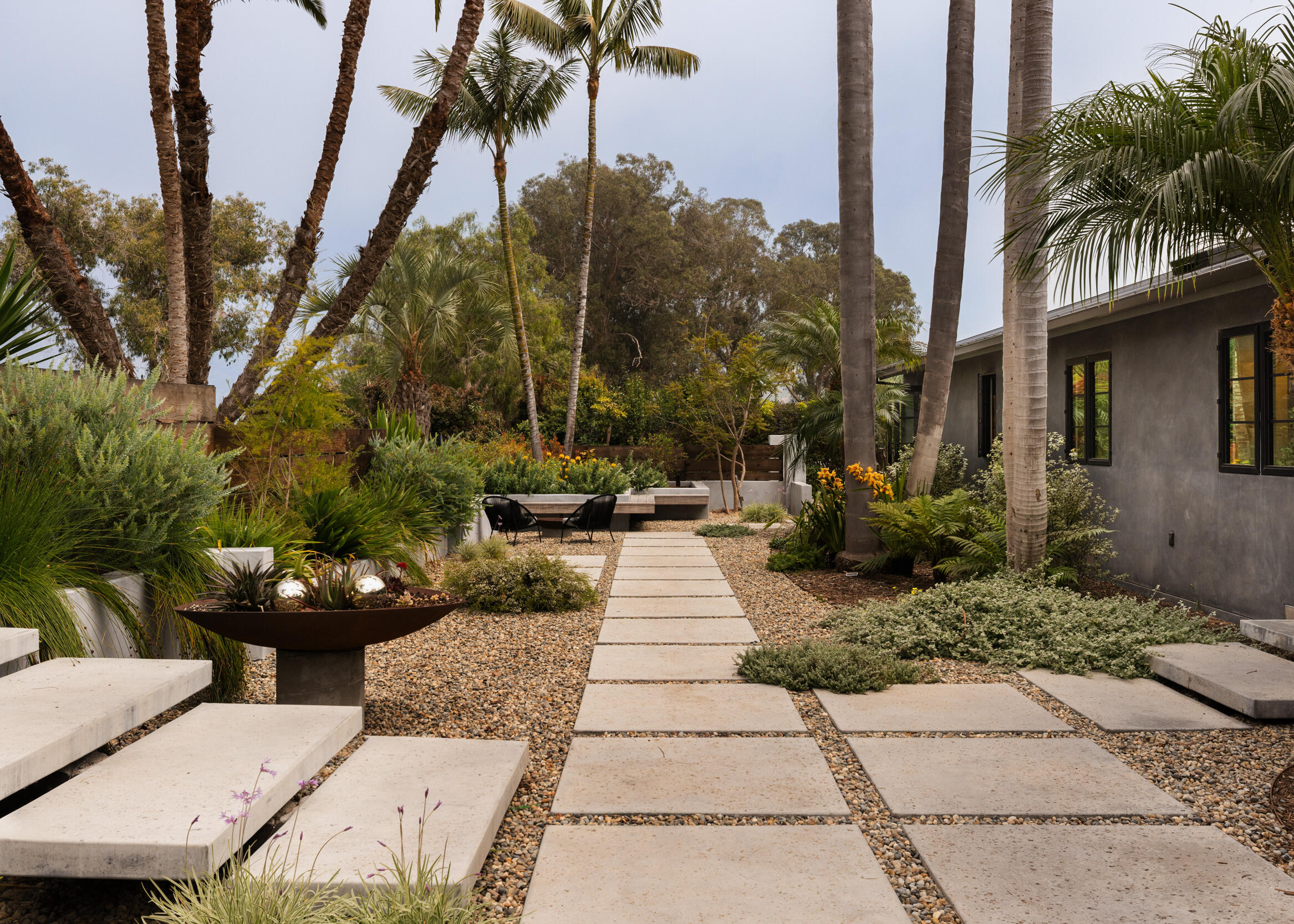 6635 Arozena Lane