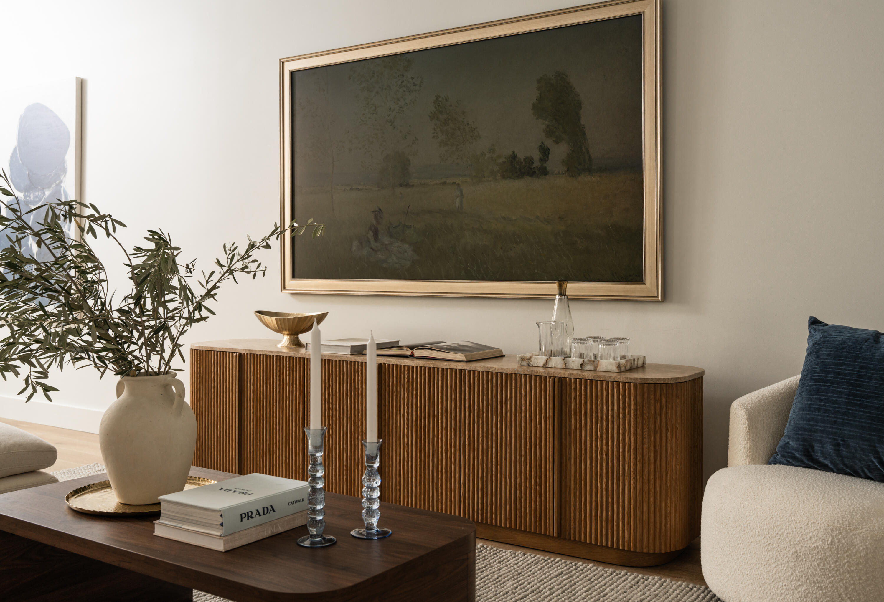 18 W Victoria Street 206