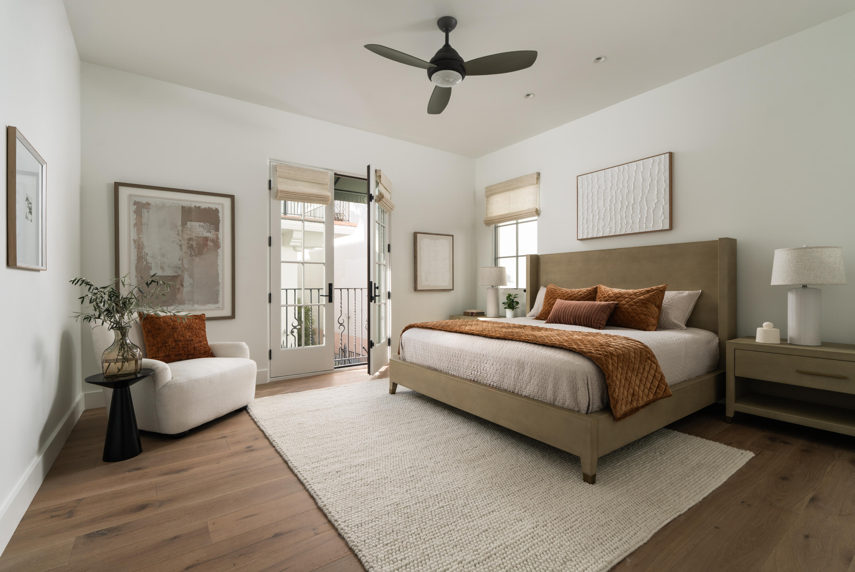 18 W Victoria Street 206