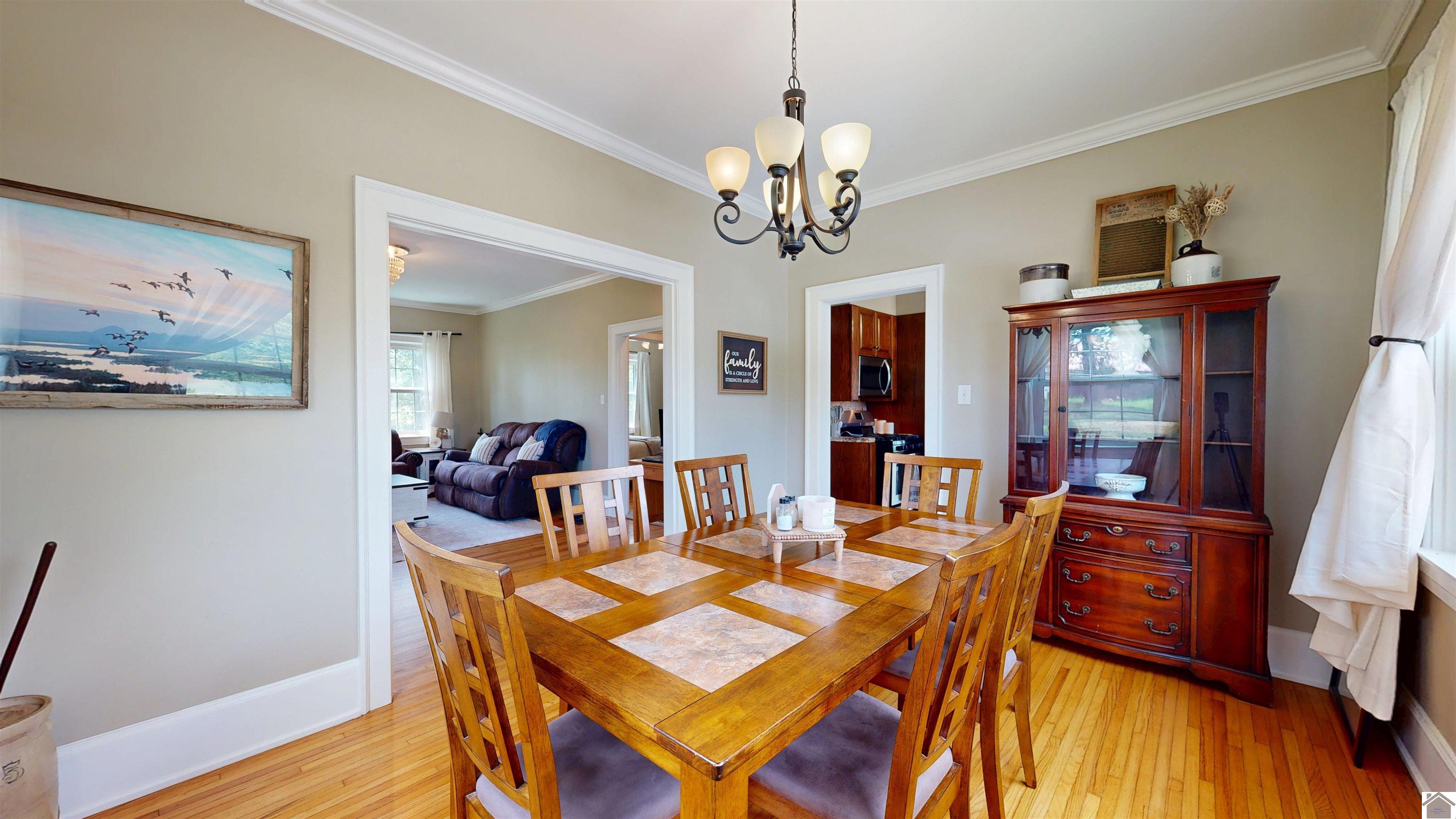 865 South Friendship