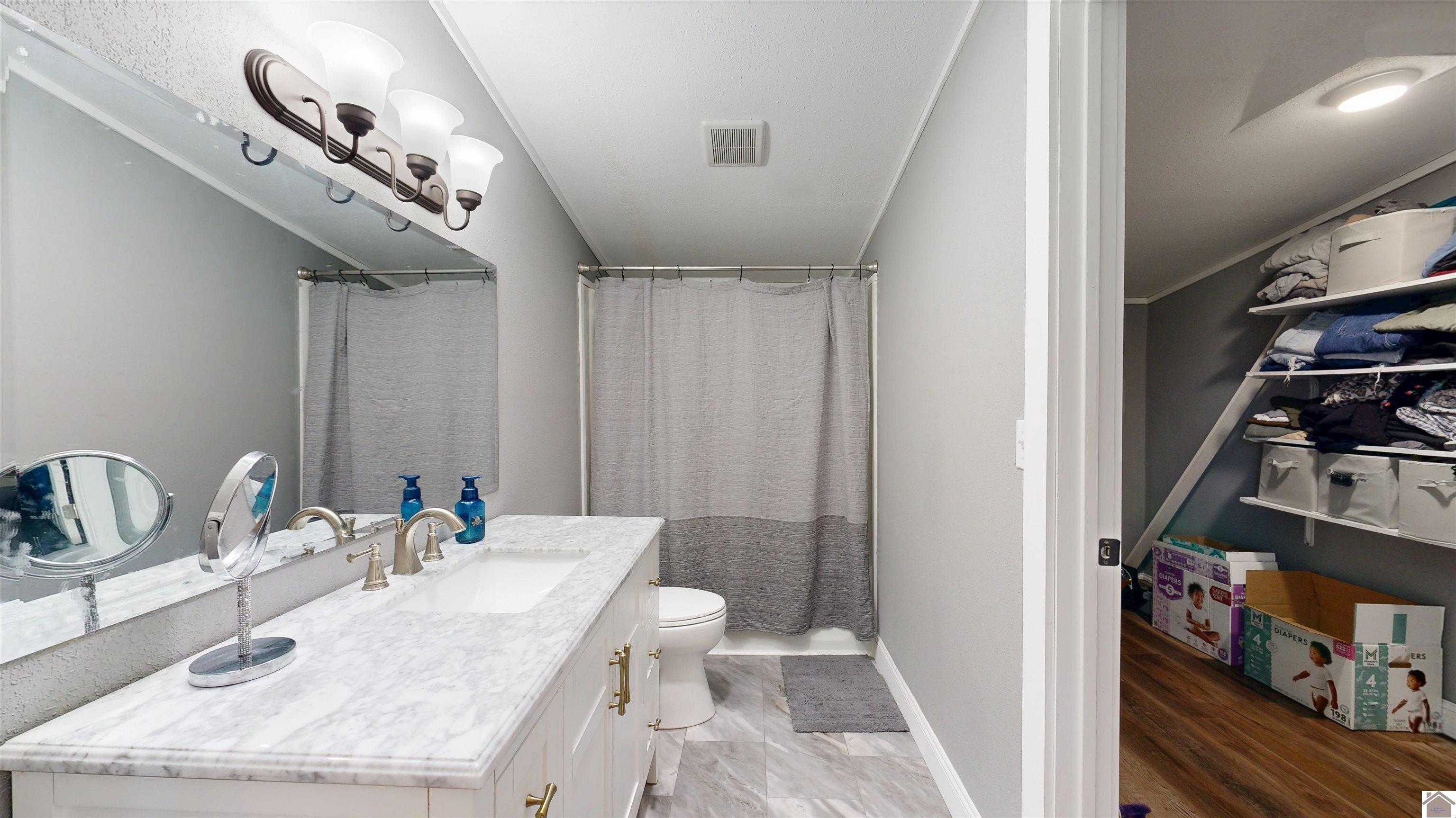 865 South Friendship