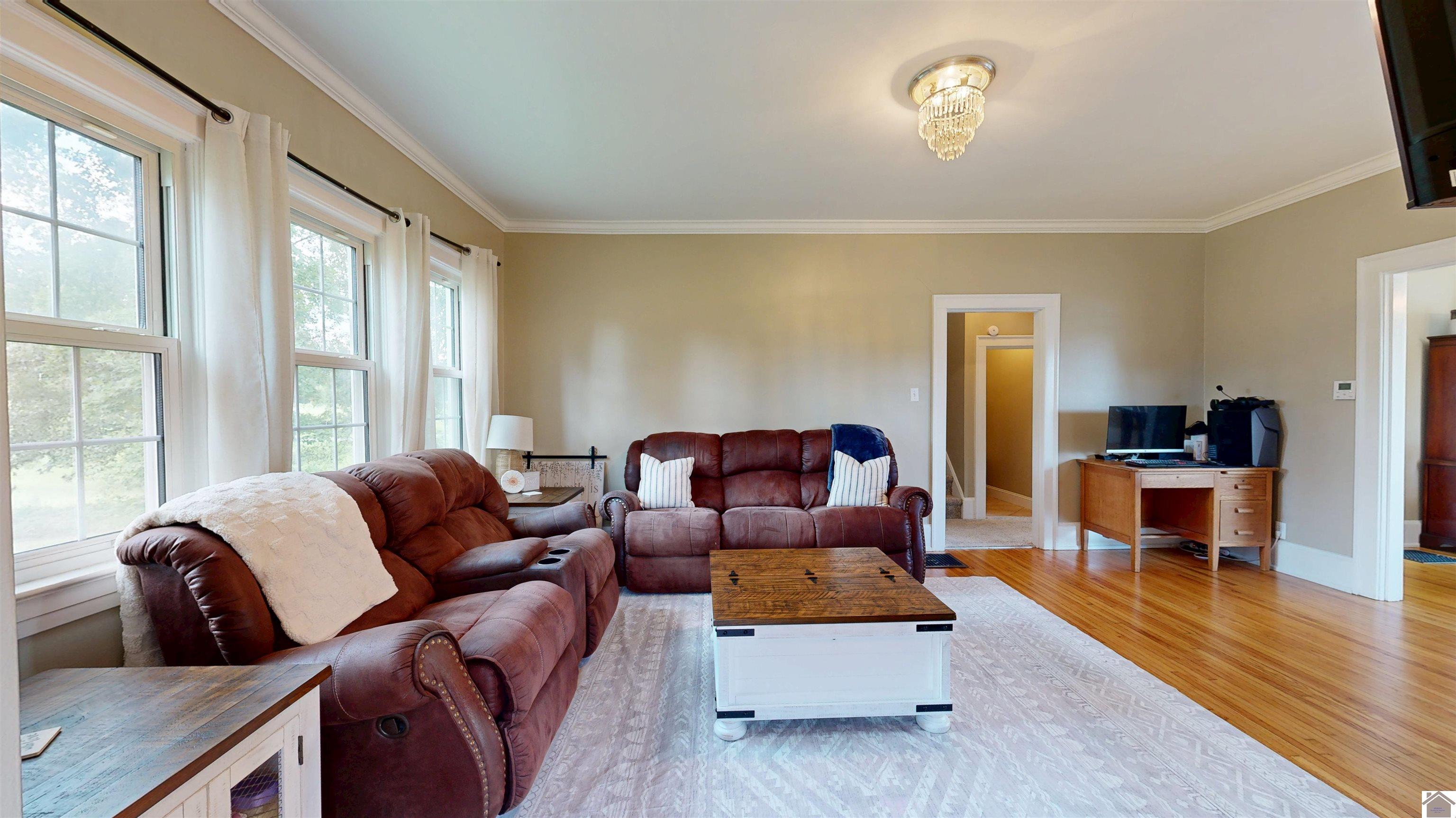 865 South Friendship