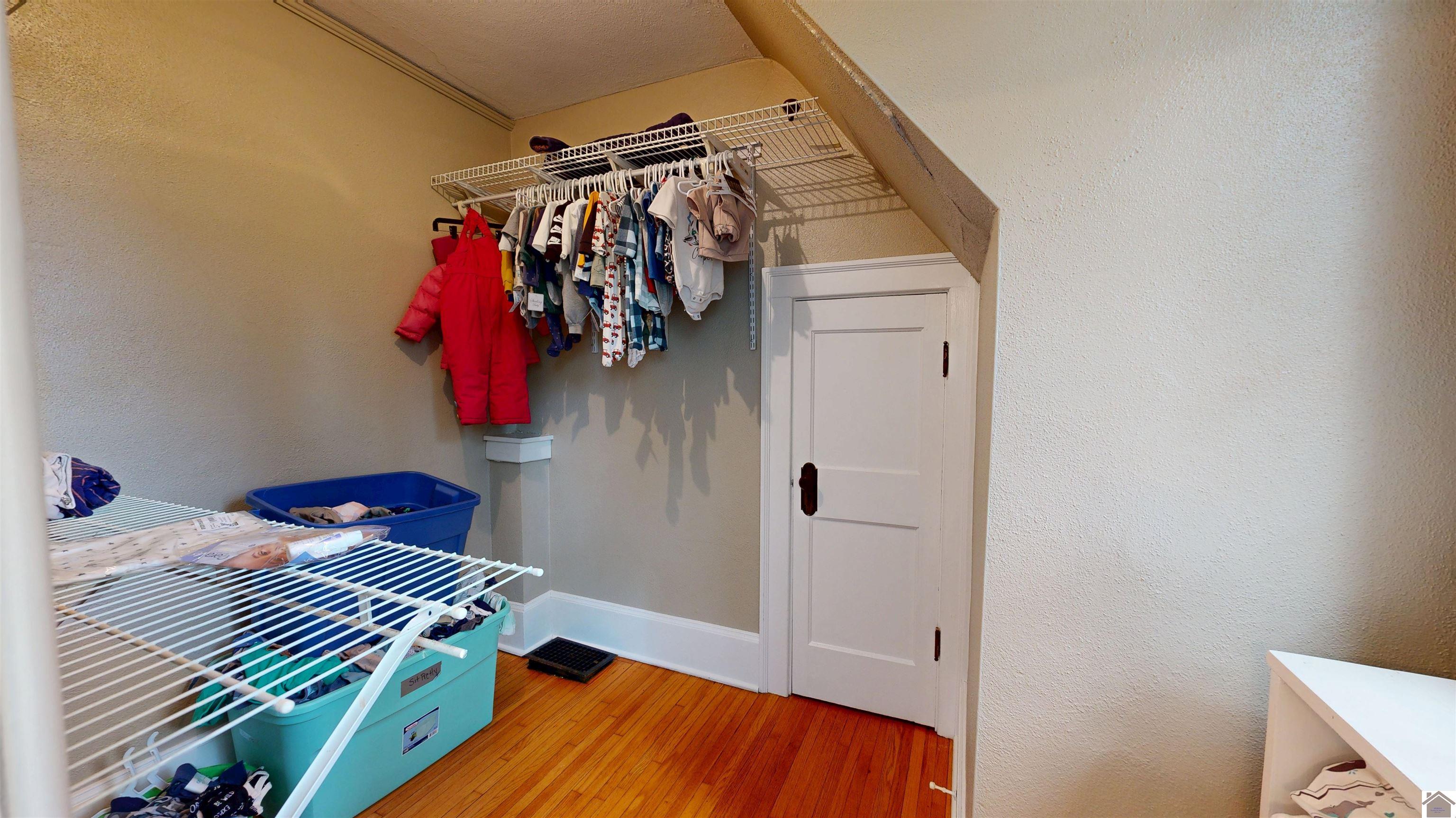 865 South Friendship