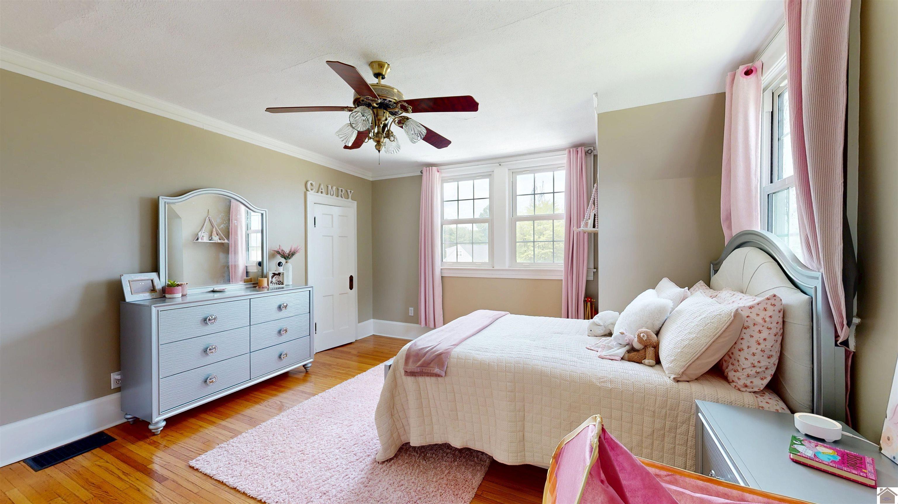 865 South Friendship